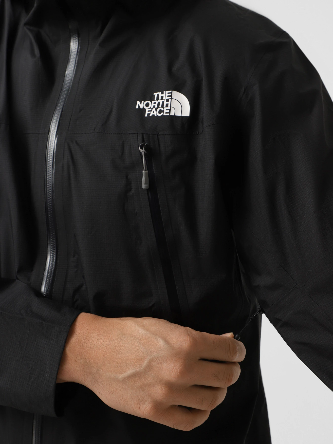 Куртки и дубленки The North Face Signal 2.5L DryVent™ модель NF0A87GRWOO1 Куртки и дубленки The North Face Signal 2.5L DryVent™ модель NF0A87GRWOO1 Фото