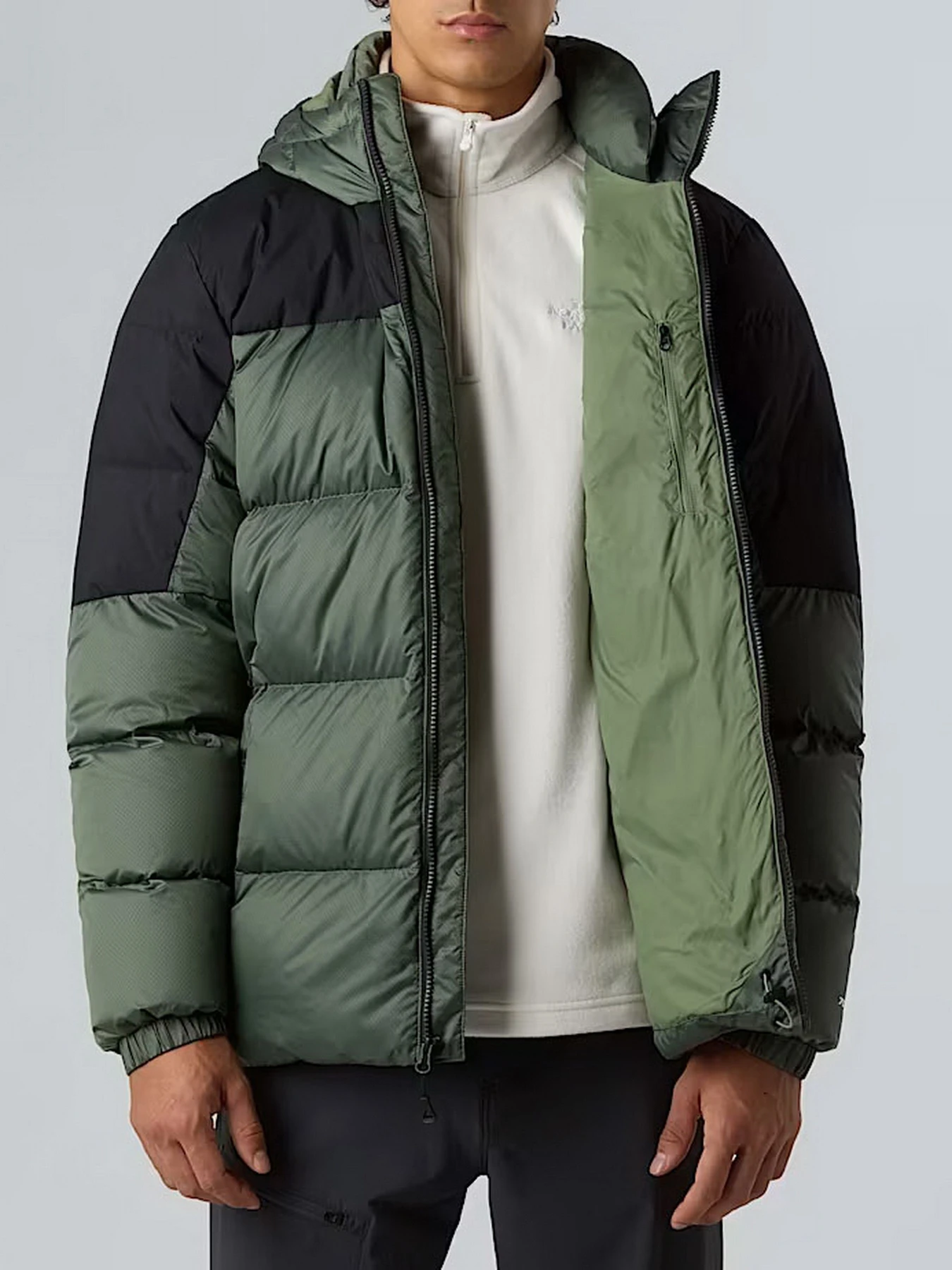 Куртки и дубленки The North Face Diablo Down 2.0 модель NF0A8992EIH1 Фото