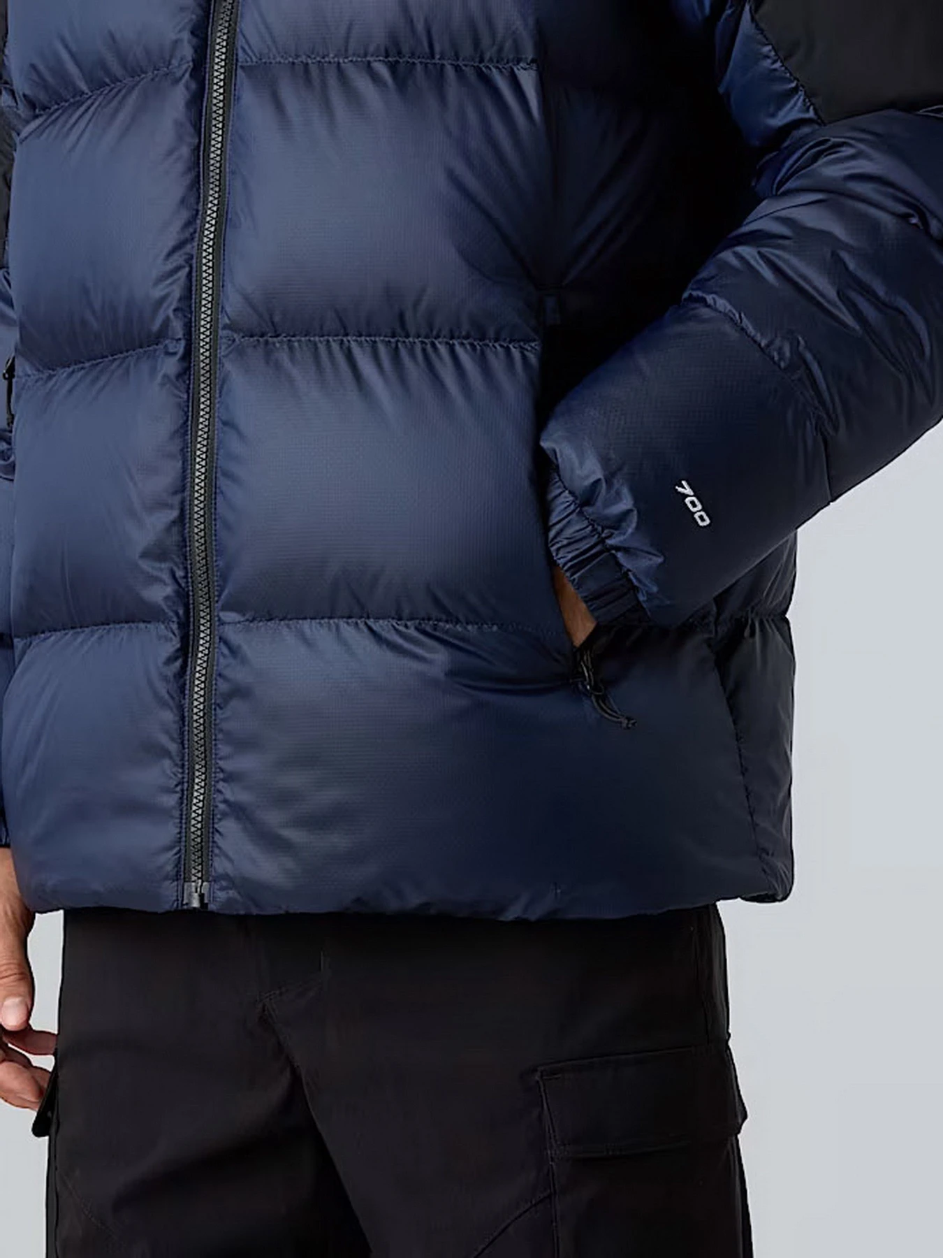 Куртки и дубленки The North Face Diablo Down 2.0 модель NF0A8992GKI1 Фото
