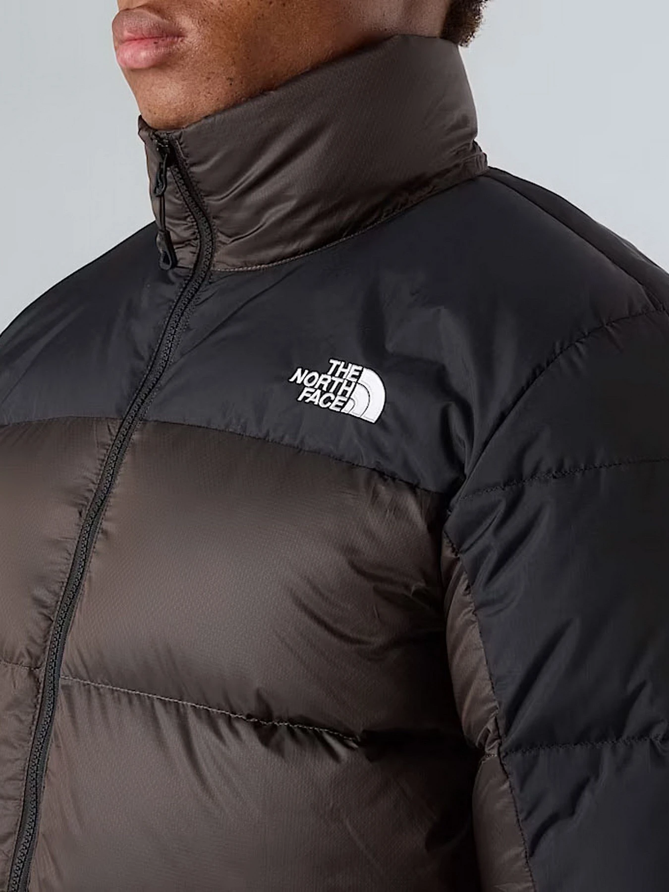 Куртки та дублянки The North Face Diablo Down 2.0 модель NF0A89930BI1 Фото