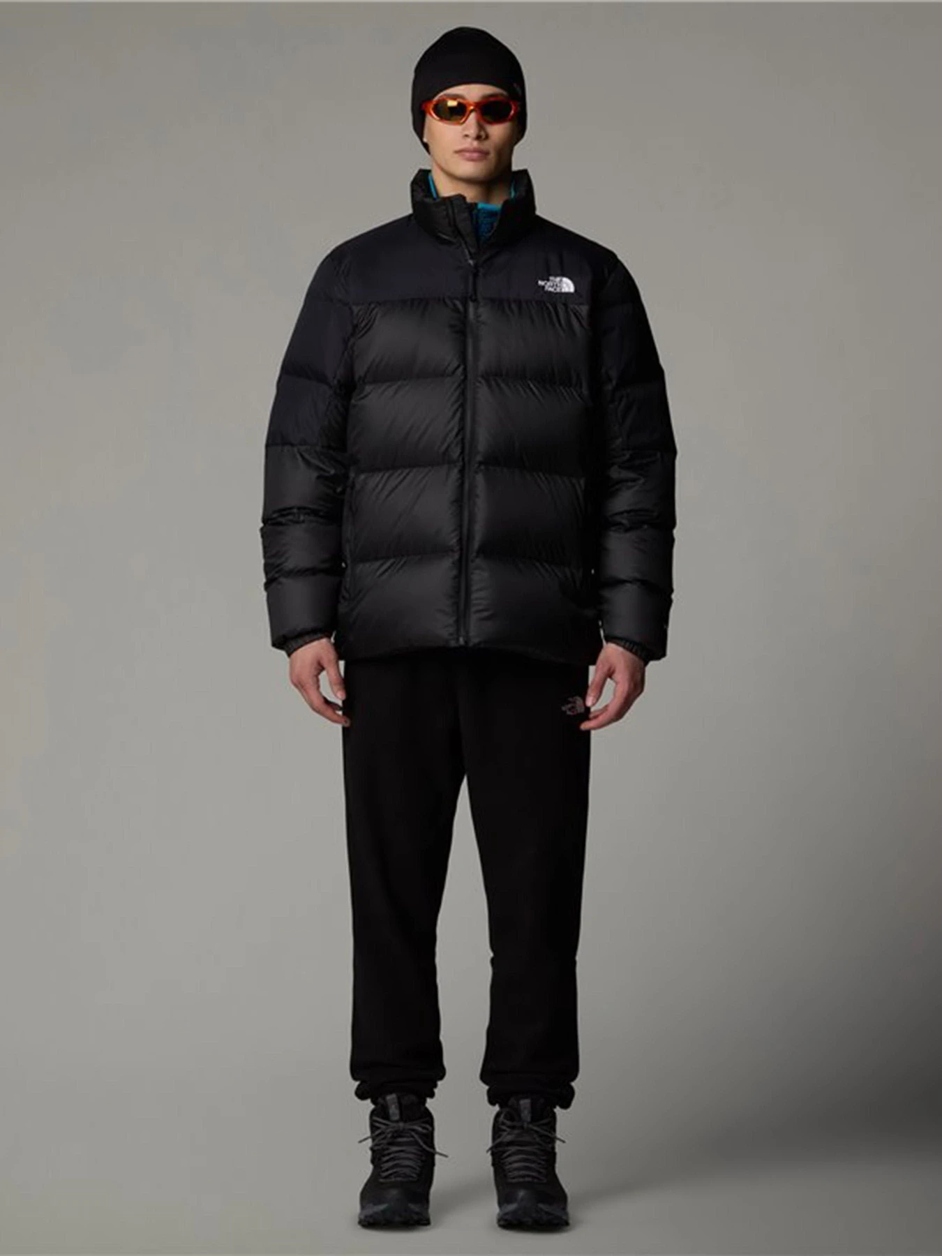Куртки и дубленки The North Face Diablo Down 2.0 модель NF0A8993GOC1 Куртки и дубленки The North Face Diablo Down 2.0 модель NF0A8993GOC1 Фото