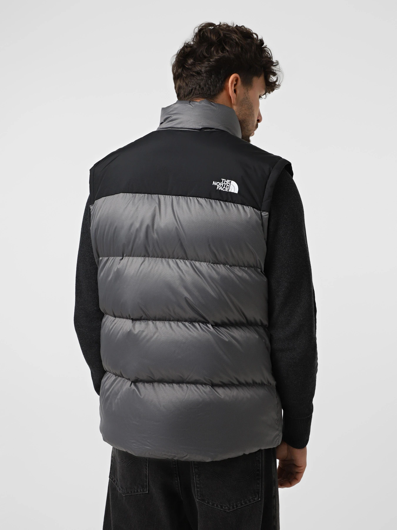 Куртки та дублянки The North Face Diablo Down 2.0 модель NF0A8994EKO1 Фото