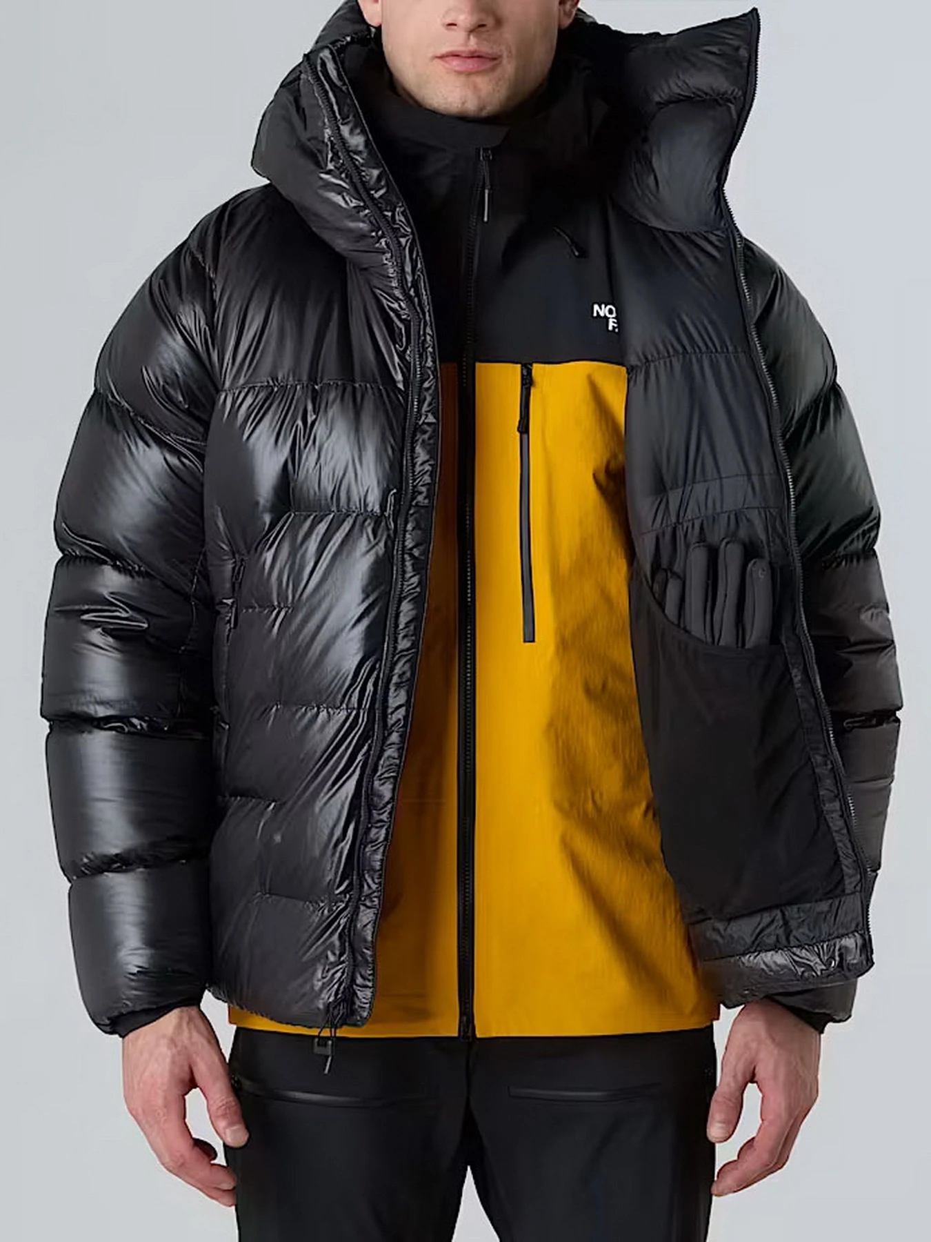 Куртки и дубленки The North Face модель NF0A8C90JK31 Фото