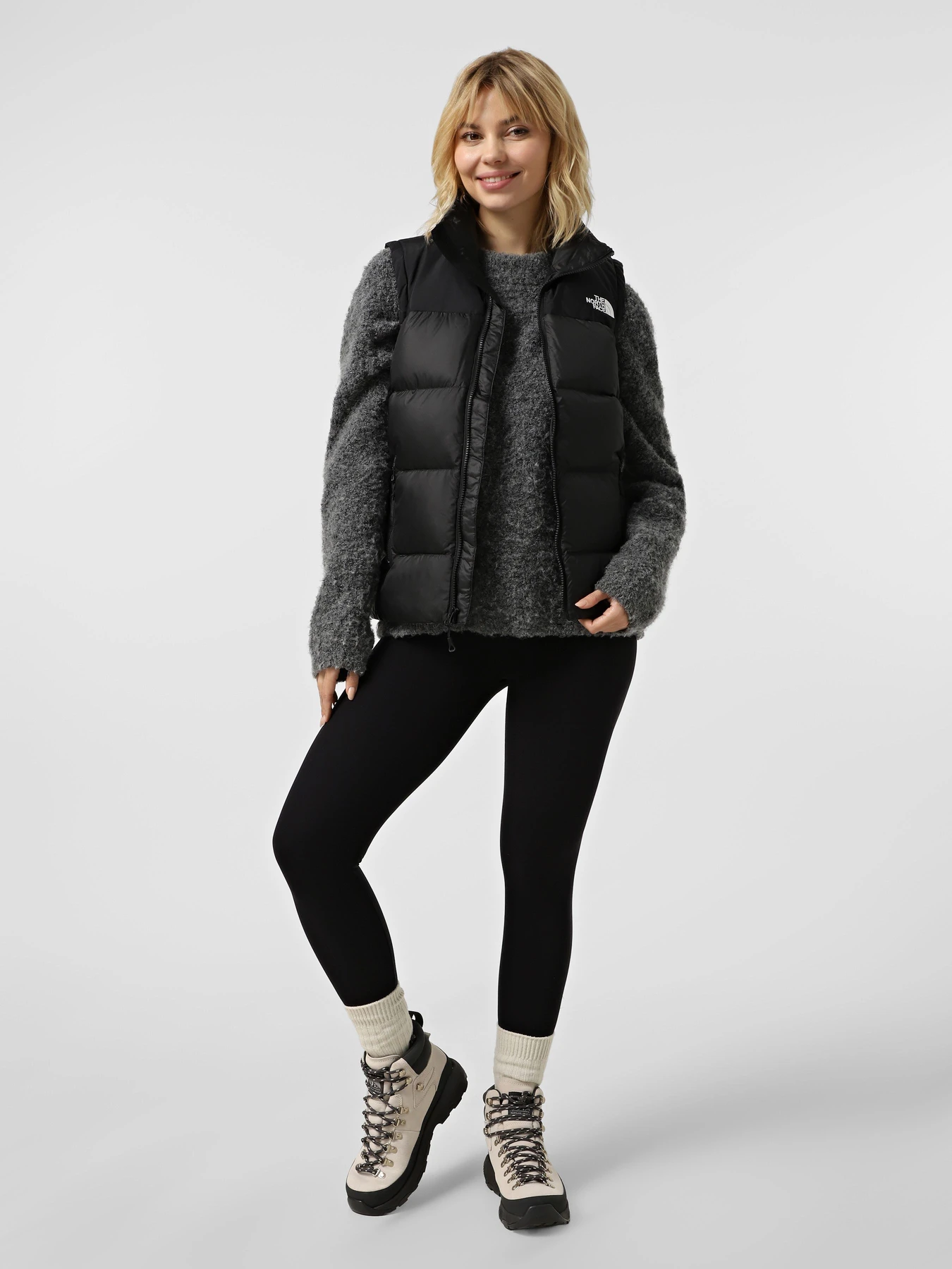 Куртки и дубленки The North Face модель NF0A8E15PH51 Куртки и дубленки The North Face модель NF0A8E15PH51 Фото