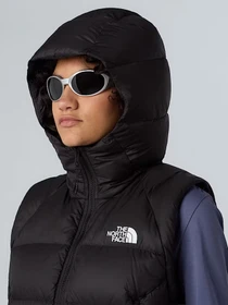 Куртки та дублянки The North Face Hyalite модель NF0A8E71JK31 Фото