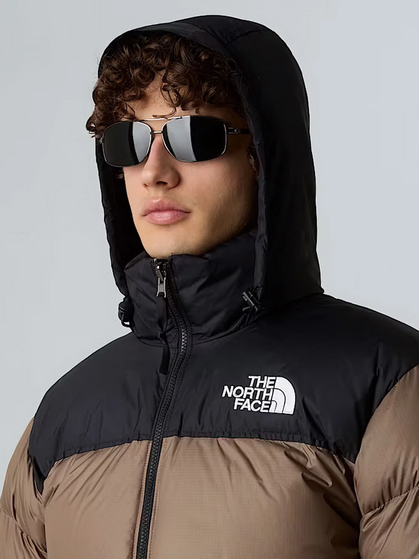Куртки и дубленки The North Face модель NF0A3C8DDHL1 Куртки и дубленки The North Face модель NF0A3C8DDHL1 Фото