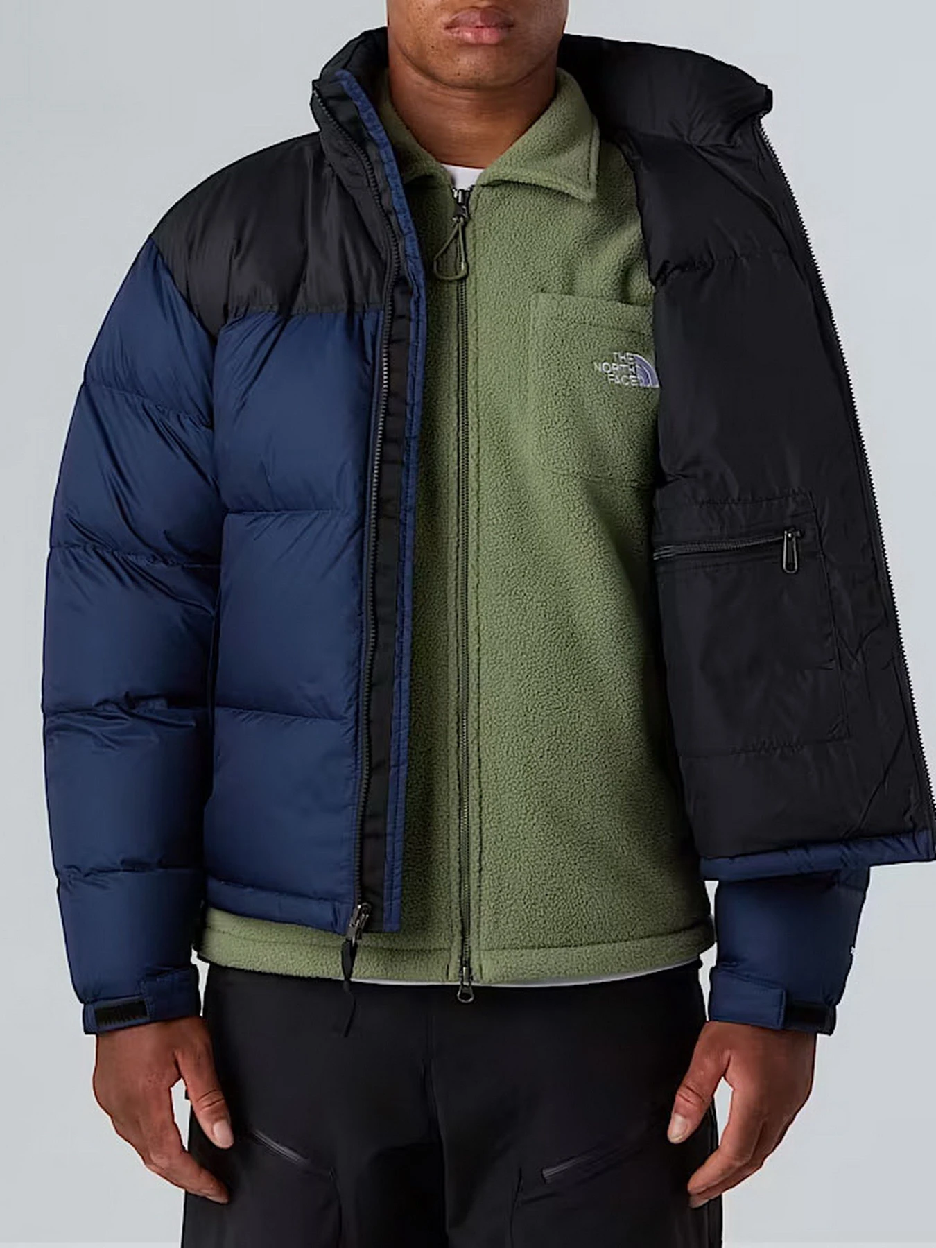 Куртки и дубленки The North Face модель NF0A3C8DGOB1 Куртки и дубленки The North Face модель NF0A3C8DGOB1 Фото
