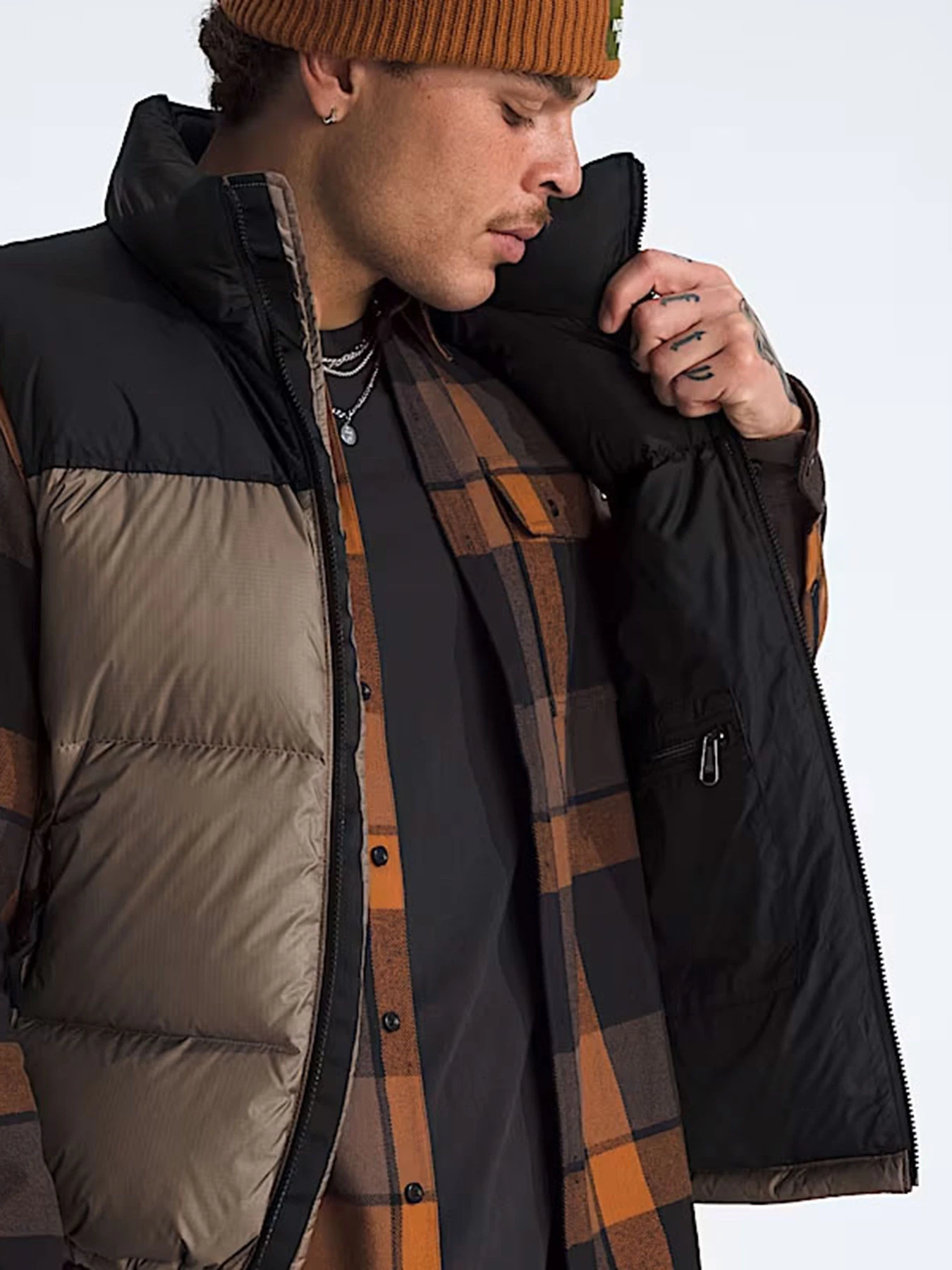 Куртки та дублянки The North Face модель NF0A3JQQDHL1 Фото