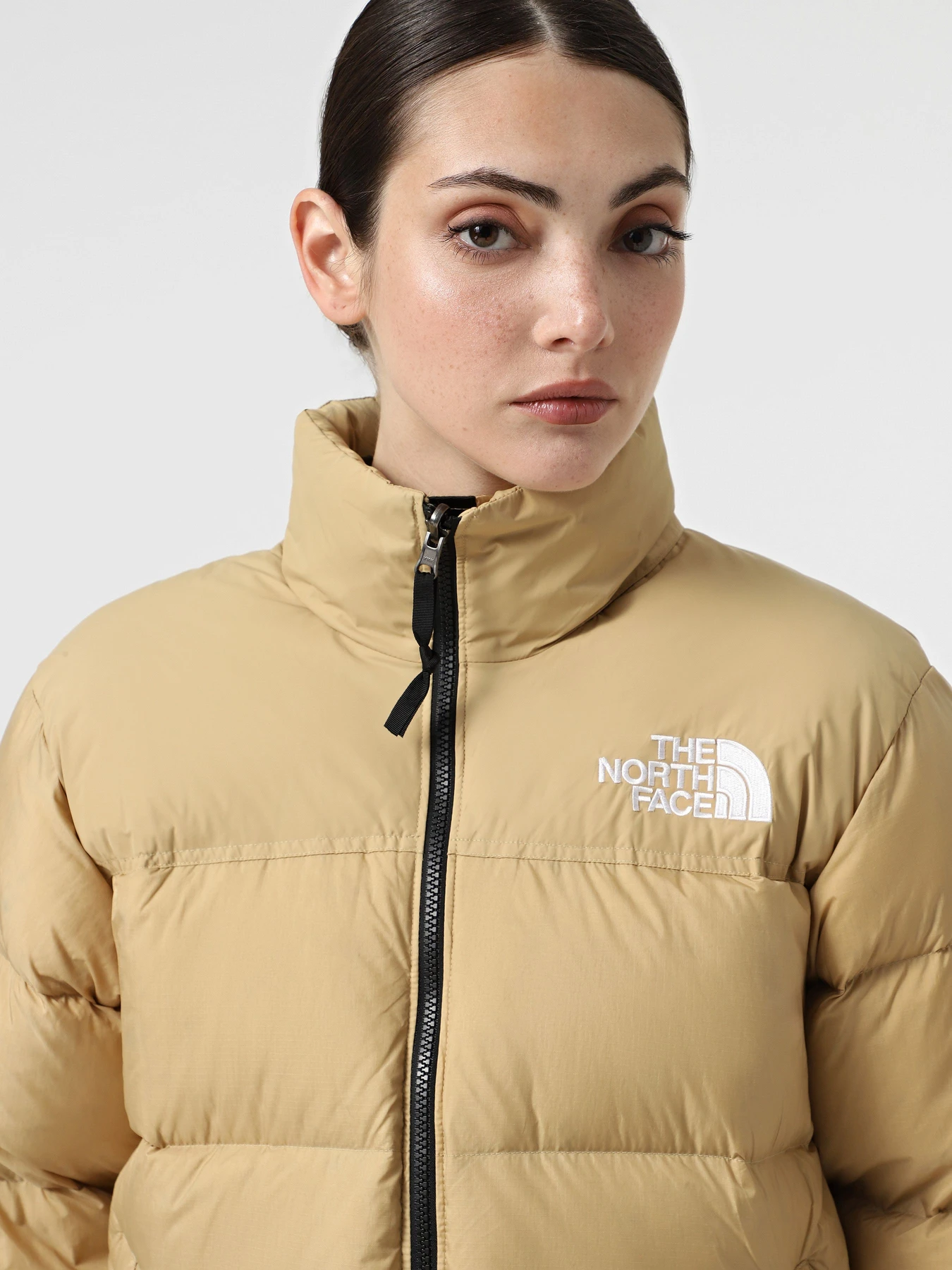 Куртки и дубленки The North Face Nuptse модель NF0A3XEOGM31 Куртки и дубленки The North Face Nuptse модель NF0A3XEOGM31 Фото