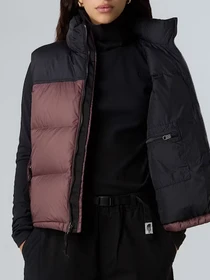 Куртки та дублянки The North Face Retro Nuptse модель NF0A3XEPCAI1 Фото