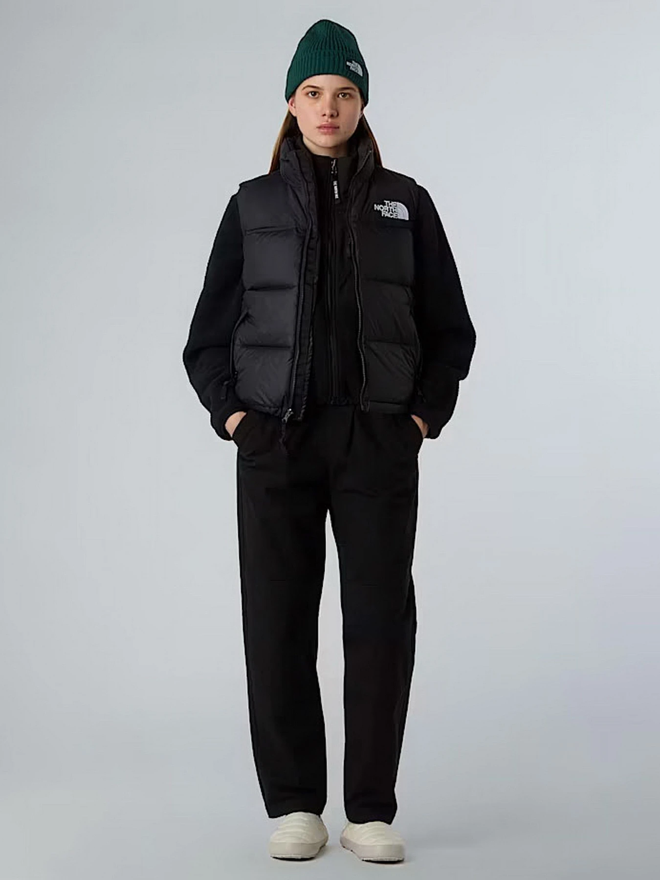 Куртки та дублянки The North Face Retro Nuptse модель NF0A3XEPGOF1 Фото