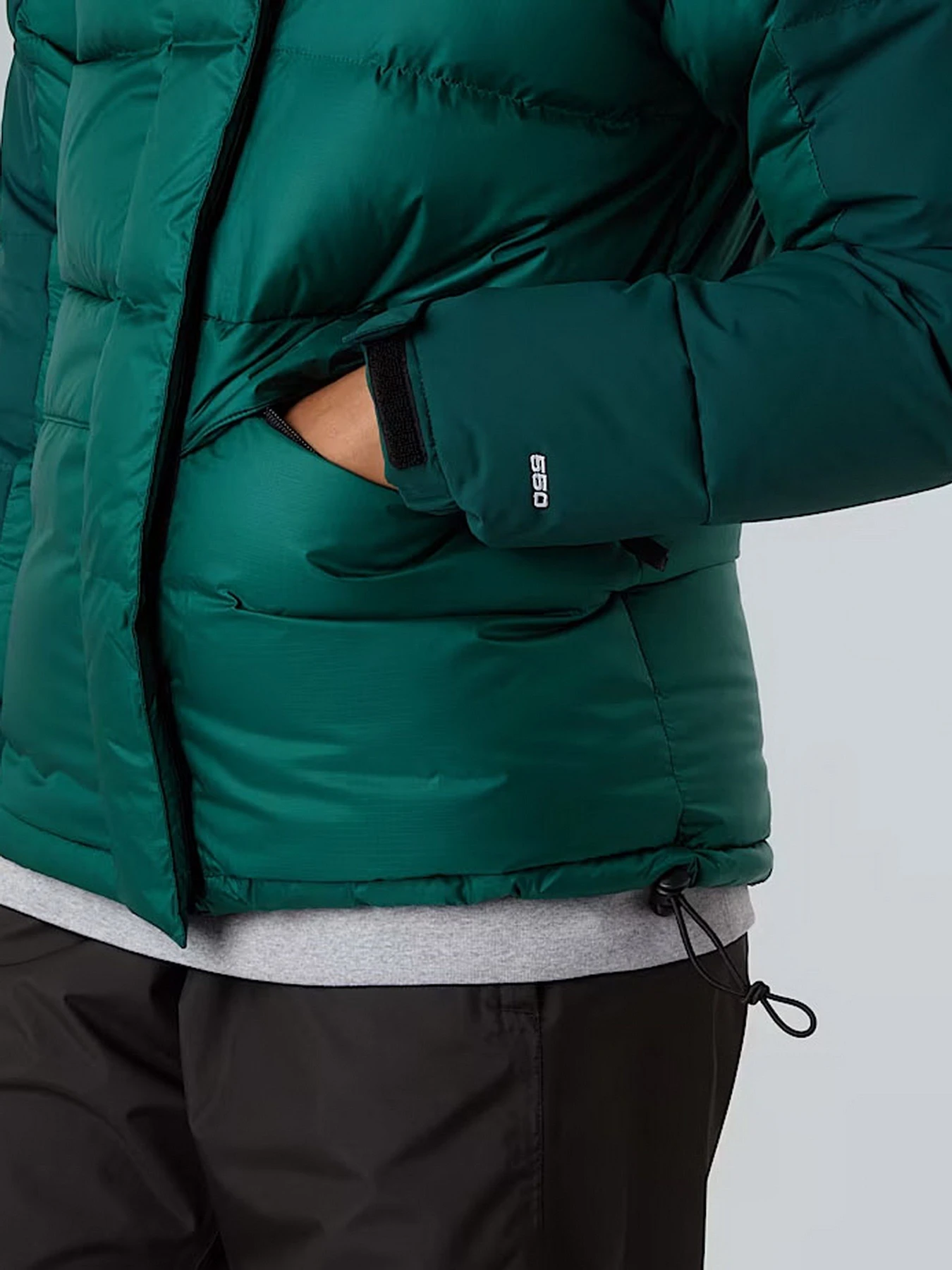 Куртки та дублянки The North Face модель NF0A4R2WGM01 Куртки та дублянки The North Face модель NF0A4R2WGM01 Фото