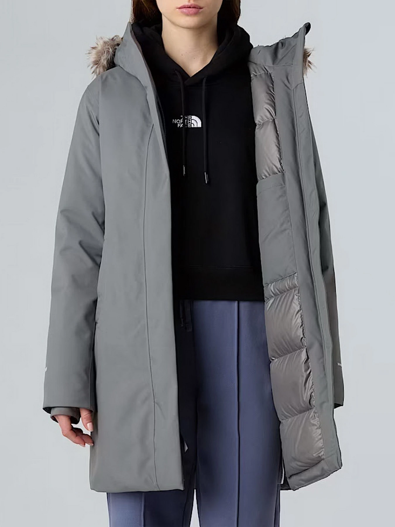 Куртки и дубленки The North Face модель NF0A84J20UZ1 Фото