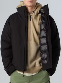 Куртки и дубленки The North Face модель NF0A8D2BJK31 Фото
