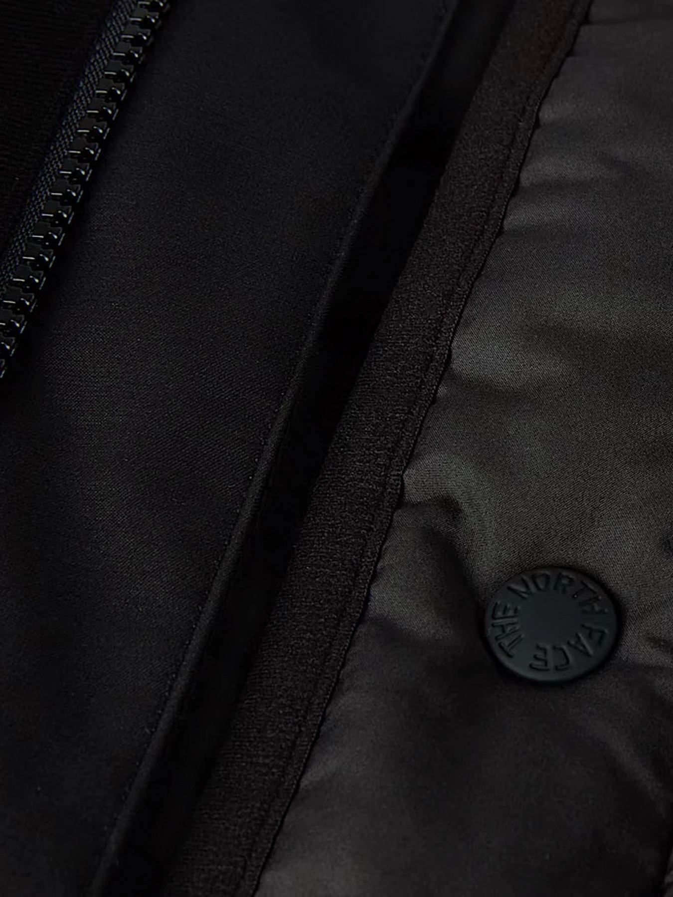 Куртки та дублянки The North Face модель NF0A8DTRJK31 Фото