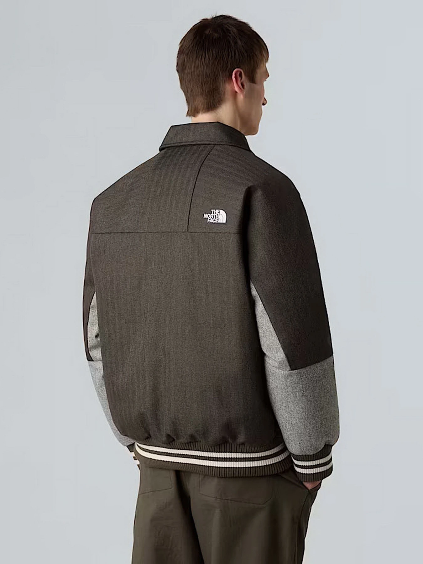 Куртки та дублянки The North Face модель NF0A8E1T9K01 Куртки та дублянки The North Face модель NF0A8E1T9K01 Фото