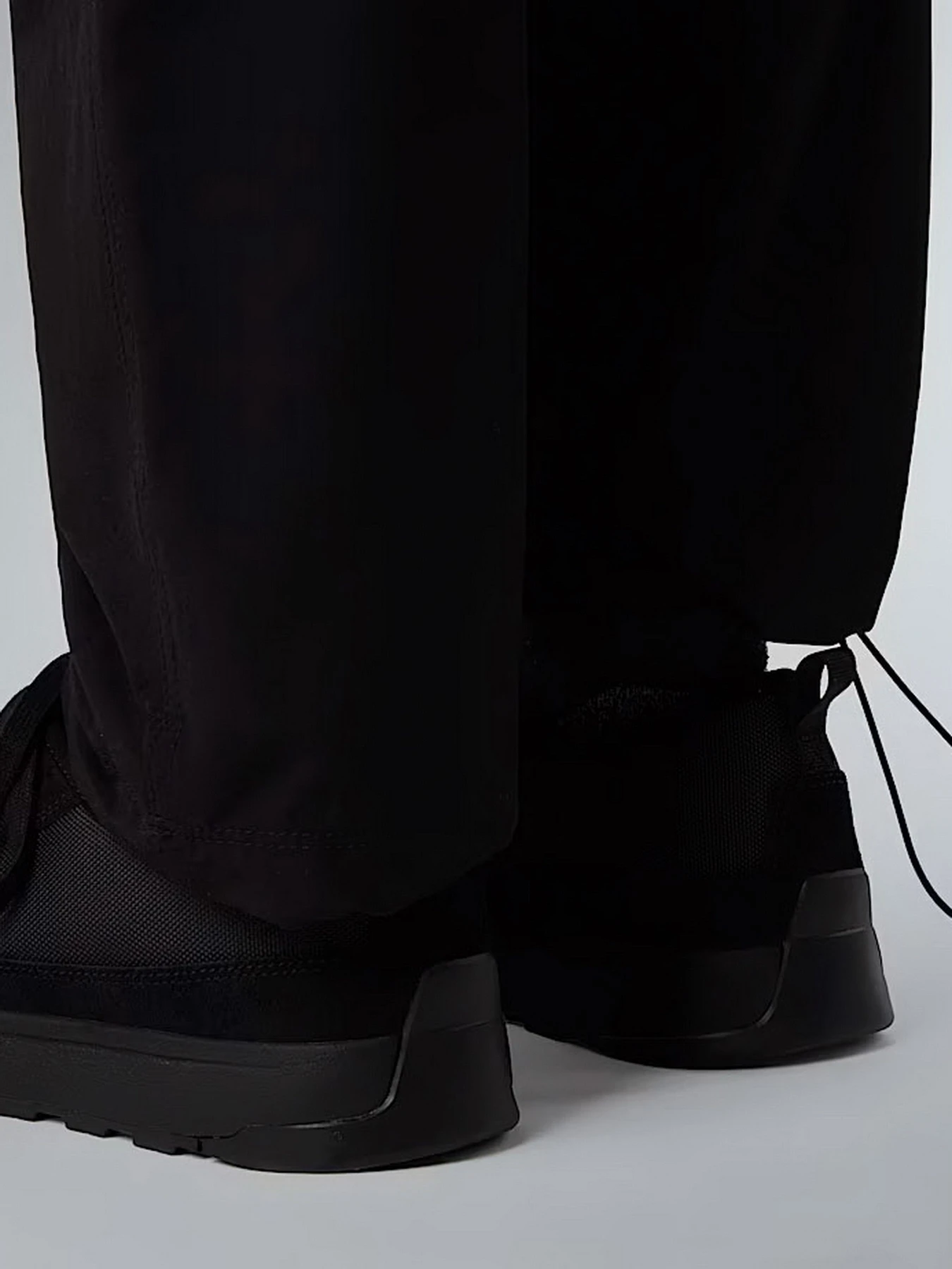 Брюки The North Face Basin Pro модель NF0A8B4YJK31 Фото
