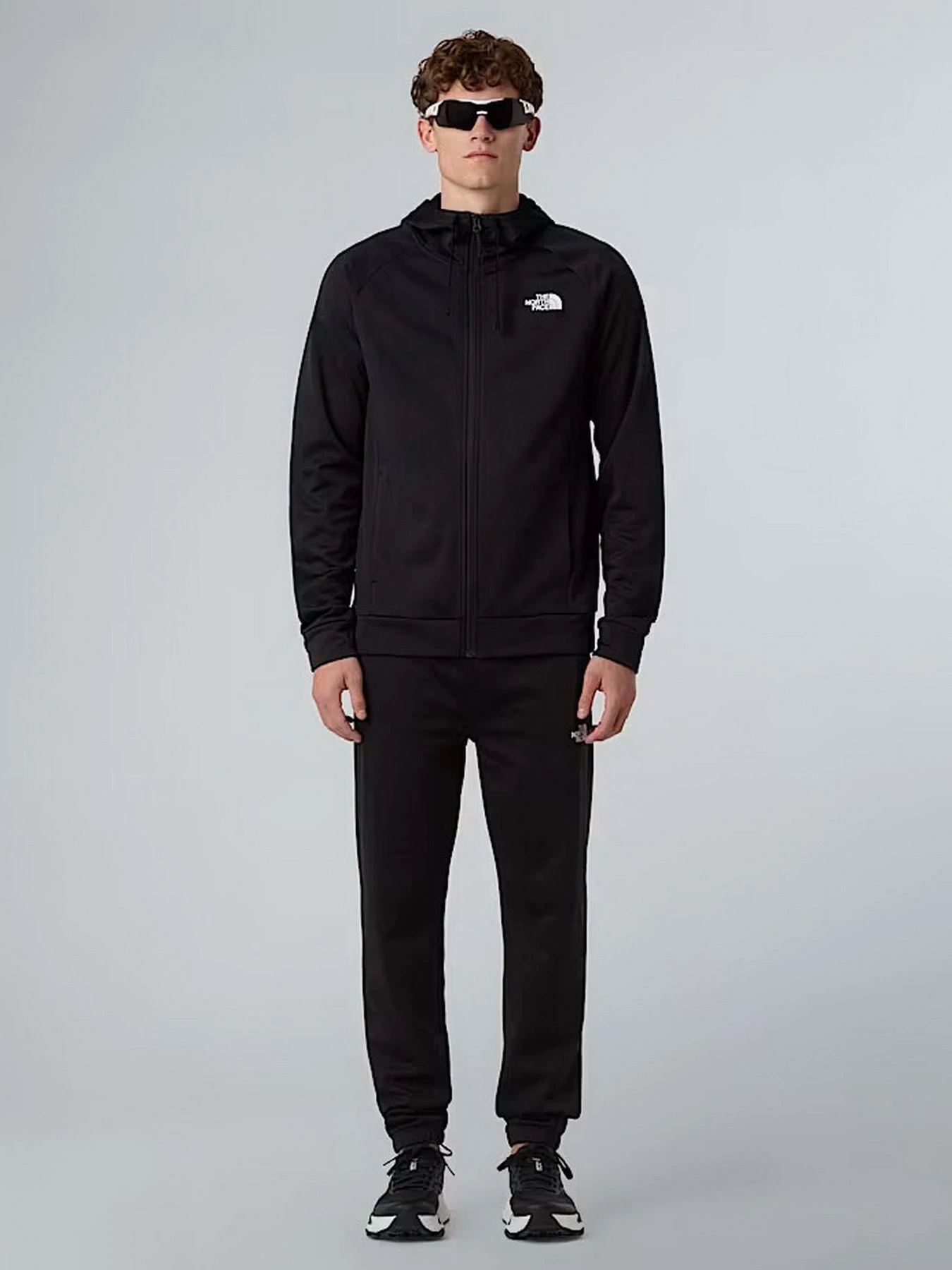 Худі та світшоти The North Face Reaxion 2.0 модель NF0A8DVYKS71 Фото
