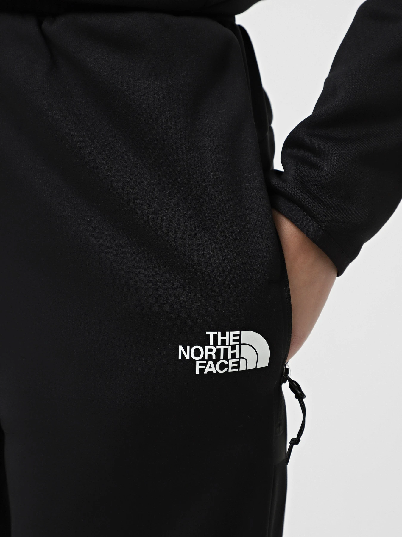 Штани The North Face Mountain Athletics модель NF0A8DXYJK31 Штани The North Face Mountain Athletics модель NF0A8DXYJK31 Фото