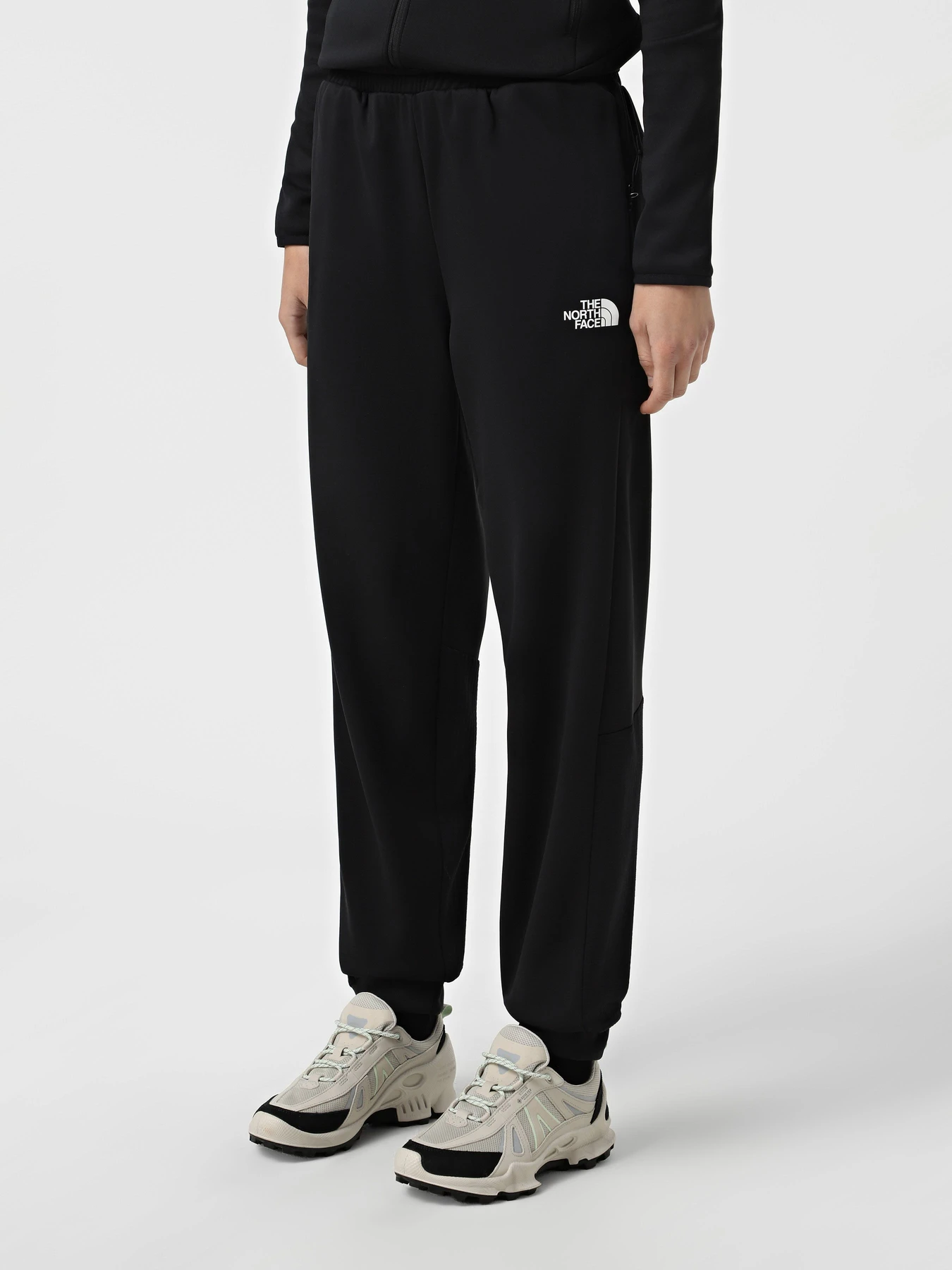 Штани The North Face Mountain Athletics модель NF0A8DXYJK31 Штани The North Face Mountain Athletics модель NF0A8DXYJK31 Фото
