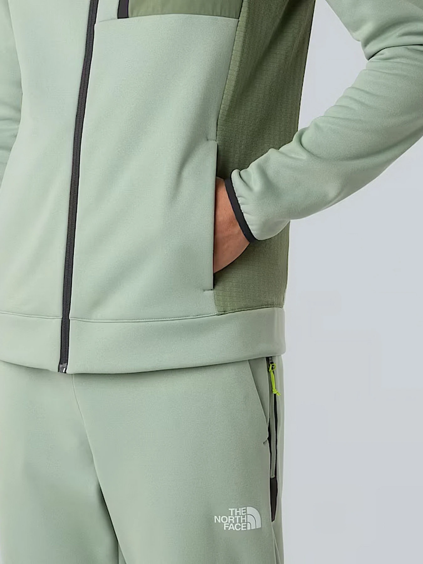 Худи и свитшоты The North Face Mountain Athletics модель NF0A8DY7D5M1 Худи и свитшоты The North Face Mountain Athletics модель NF0A8DY7D5M1 Фото