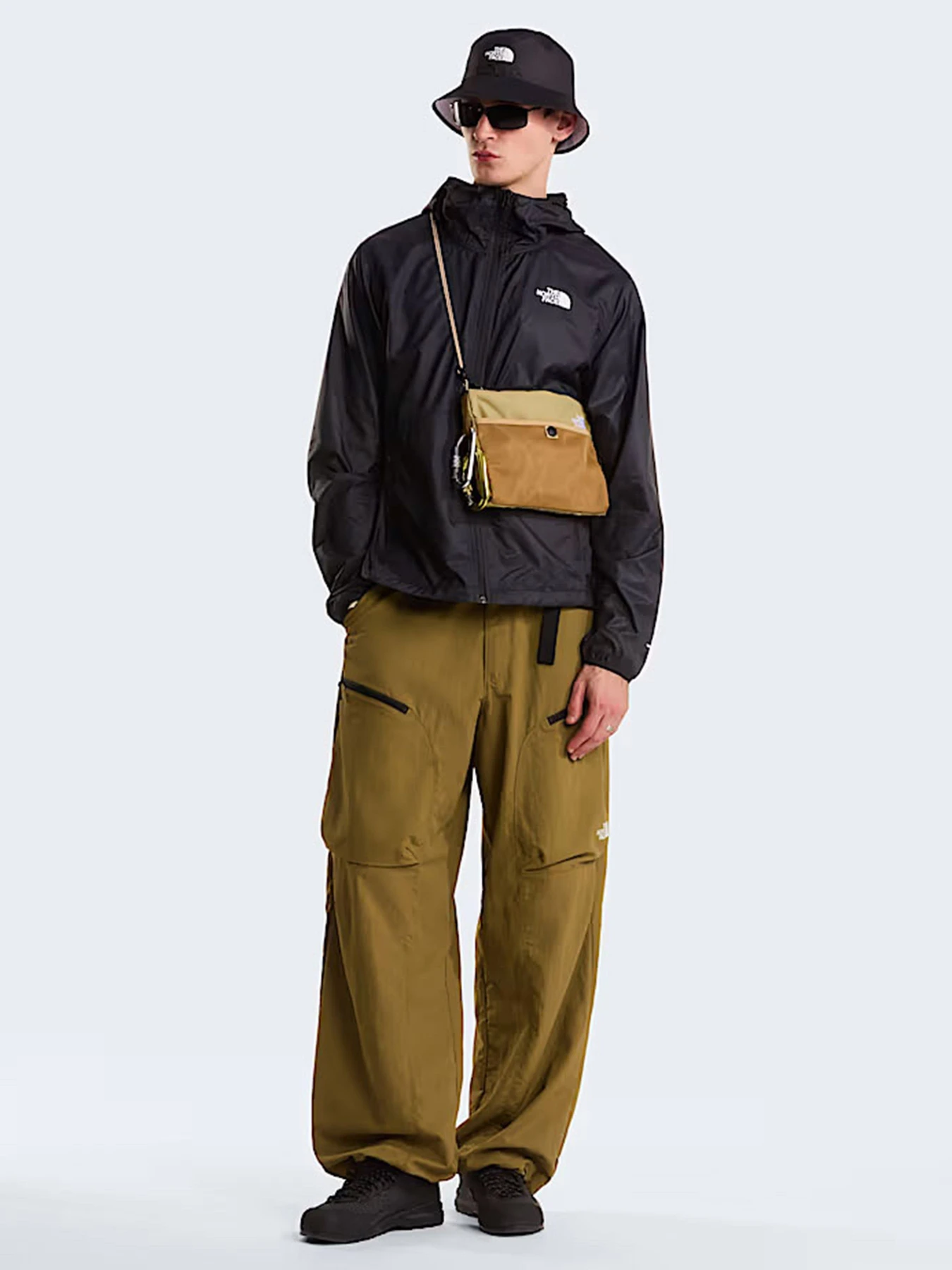 Куртки и дубленки The North Face M TNF CYCLONE WIND JACKET модель NF0A8B64JK31 Фото