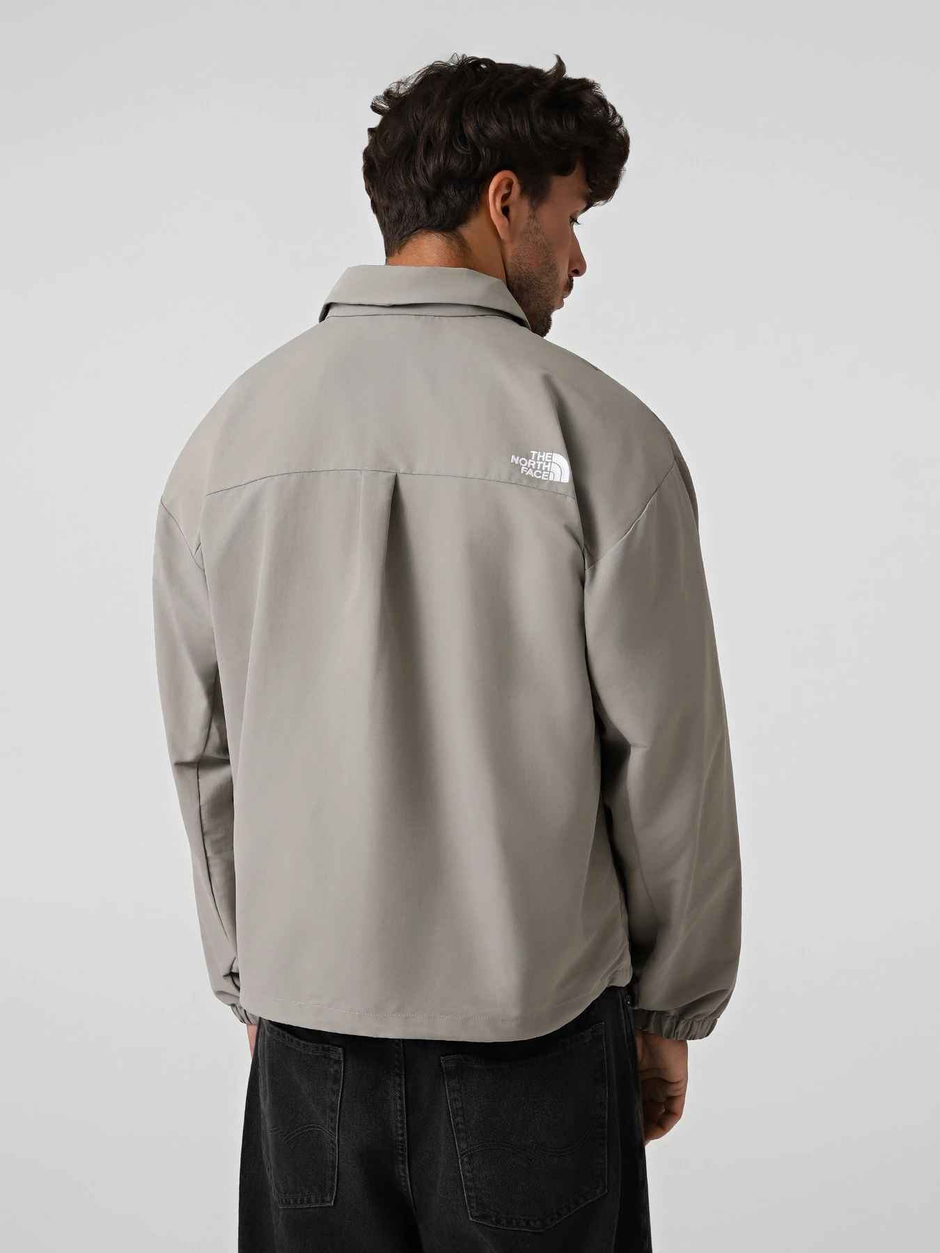 Куртки та дублянки The North Face M TNF EASY WIND JACKET модель NF0A8EUD2MB1 Куртки та дублянки The North Face M TNF EASY WIND JACKET модель NF0A8EUD2MB1 Фото