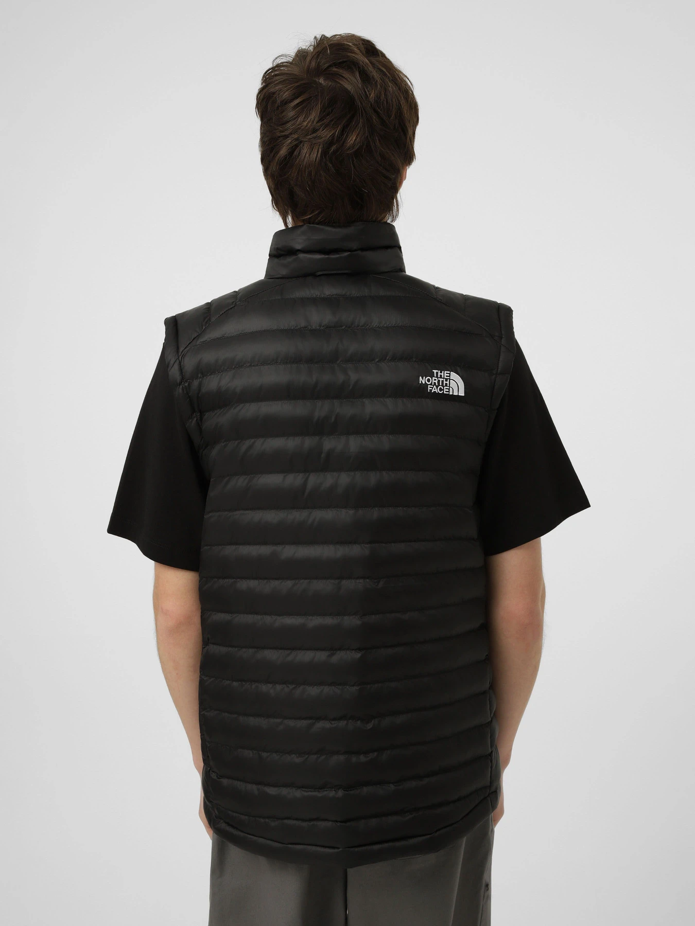 Куртки та дублянки The North Face M HUILA SYNTH VEST модель NF0A8DW4JK31 Куртки та дублянки The North Face M HUILA SYNTH VEST модель NF0A8DW4JK31 Фото