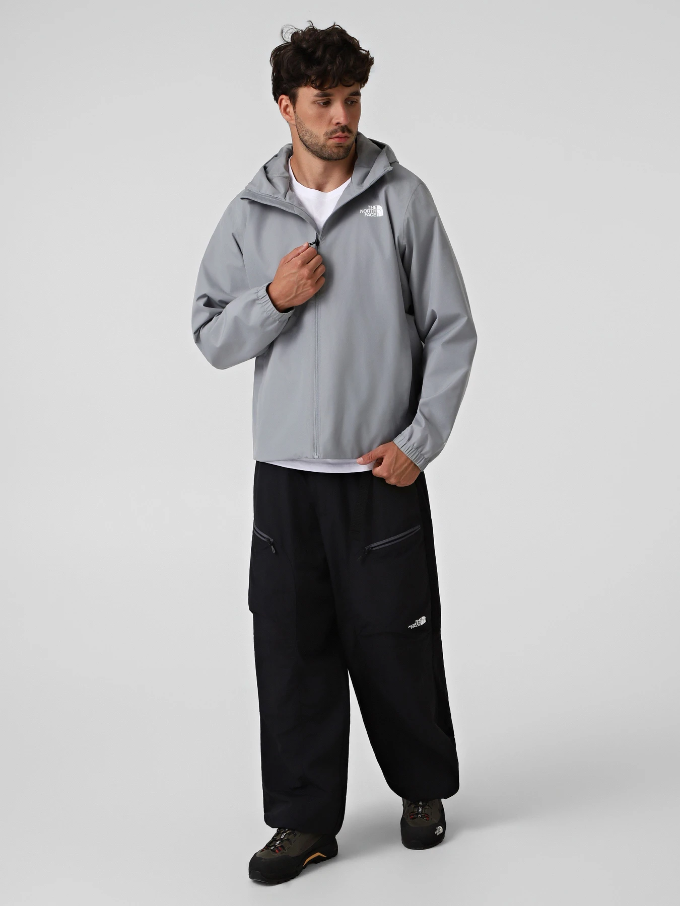 Куртки та дублянки The North Face M QUEST MONO JACKET модель NF0A8G0RH5F1 Фото