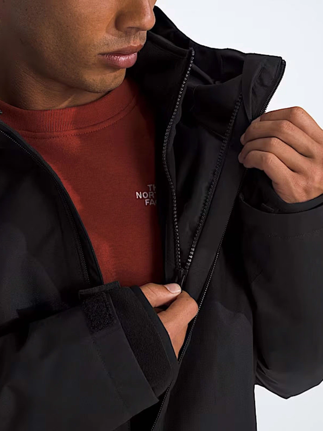 Куртки и дубленки The North Face M QUEST MONO TRICLIMATE модель NF0A8G0SJK31 Фото