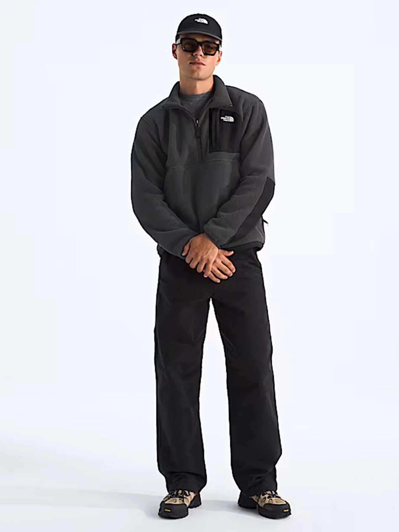Худи и свитшоты The North Face M YUMIORI OFF PEAK 1/2 ZIP JAC модель NF0A8FKPMN81 Худи и свитшоты The North Face M YUMIORI OFF PEAK 1/2 ZIP JAC модель NF0A8FKPMN81 Фото
