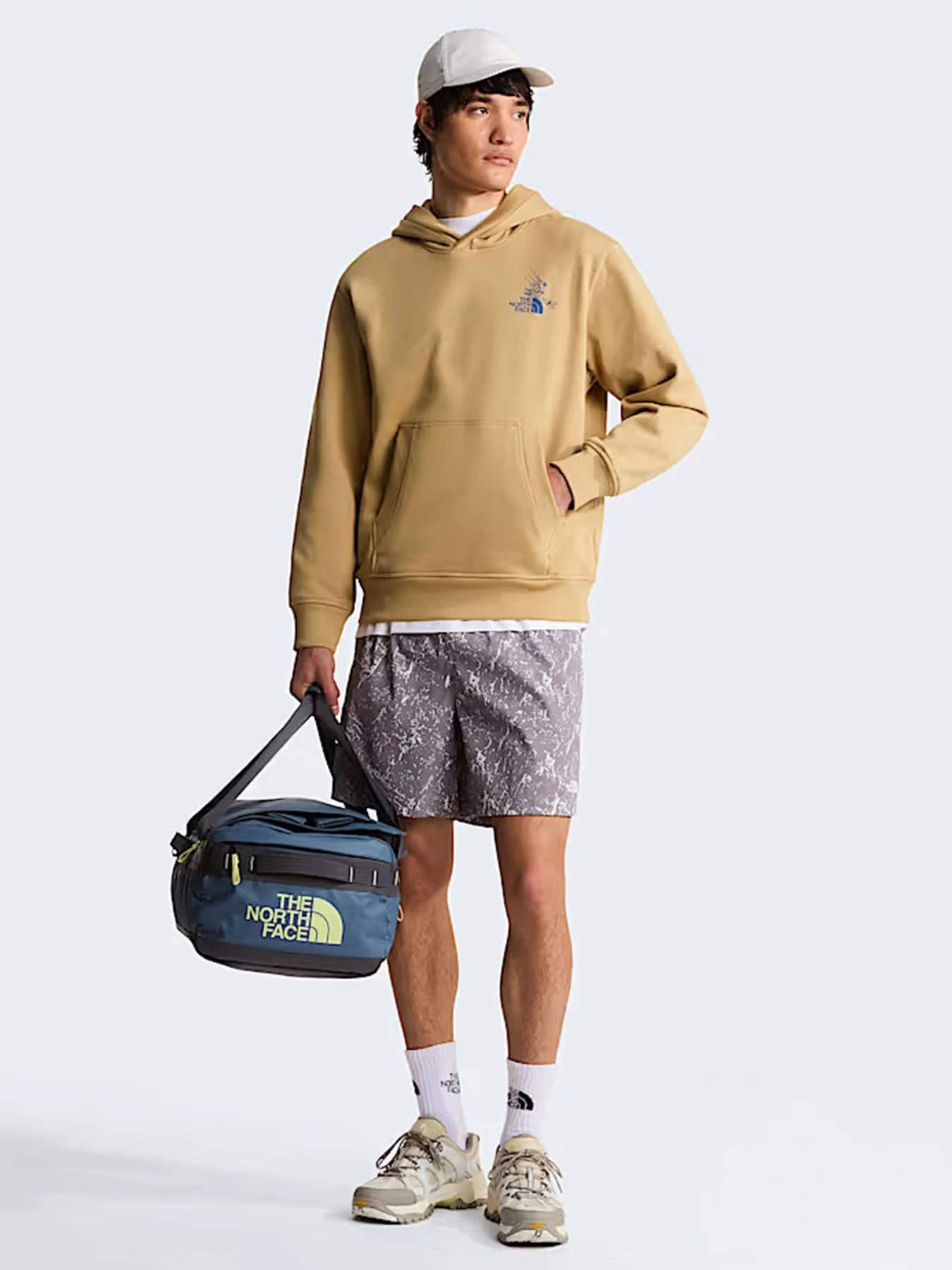 Худи и свитшоты The North Face U MOUNTAIN CELEBRATION RELAXED модель NF0A8GB9LK51 Худи и свитшоты The North Face U MOUNTAIN CELEBRATION RELAXED модель NF0A8GB9LK51 Фото