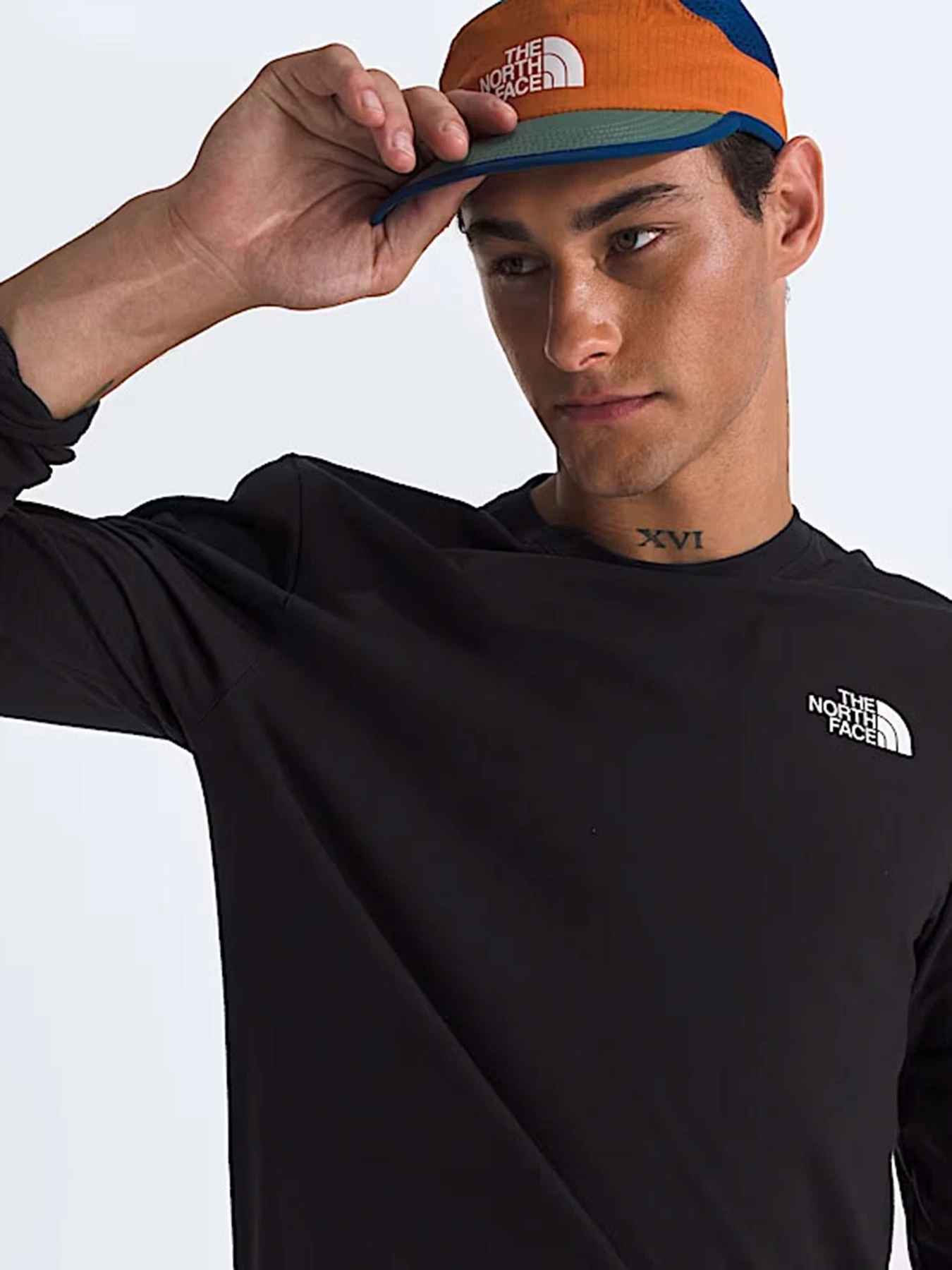 Худи и свитшоты The North Face M EVOLUTION BOX NSE REGULAR LO модель NF0A8B68KY41 Худи и свитшоты The North Face M EVOLUTION BOX NSE REGULAR LO модель NF0A8B68KY41 Фото