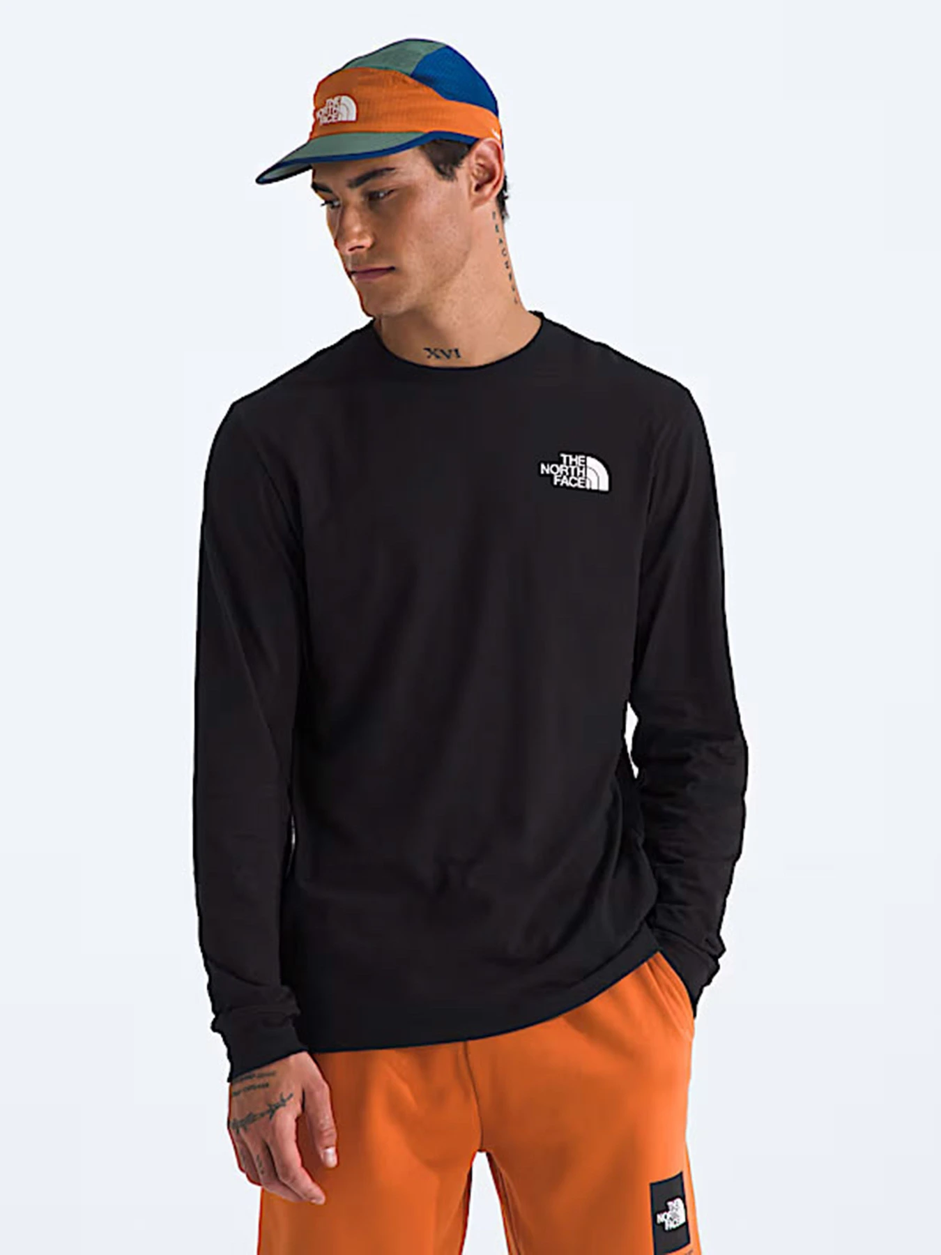 Худи и свитшоты The North Face M EVOLUTION BOX NSE REGULAR LO модель NF0A8B68KY41 Худи и свитшоты The North Face M EVOLUTION BOX NSE REGULAR LO модель NF0A8B68KY41 Фото