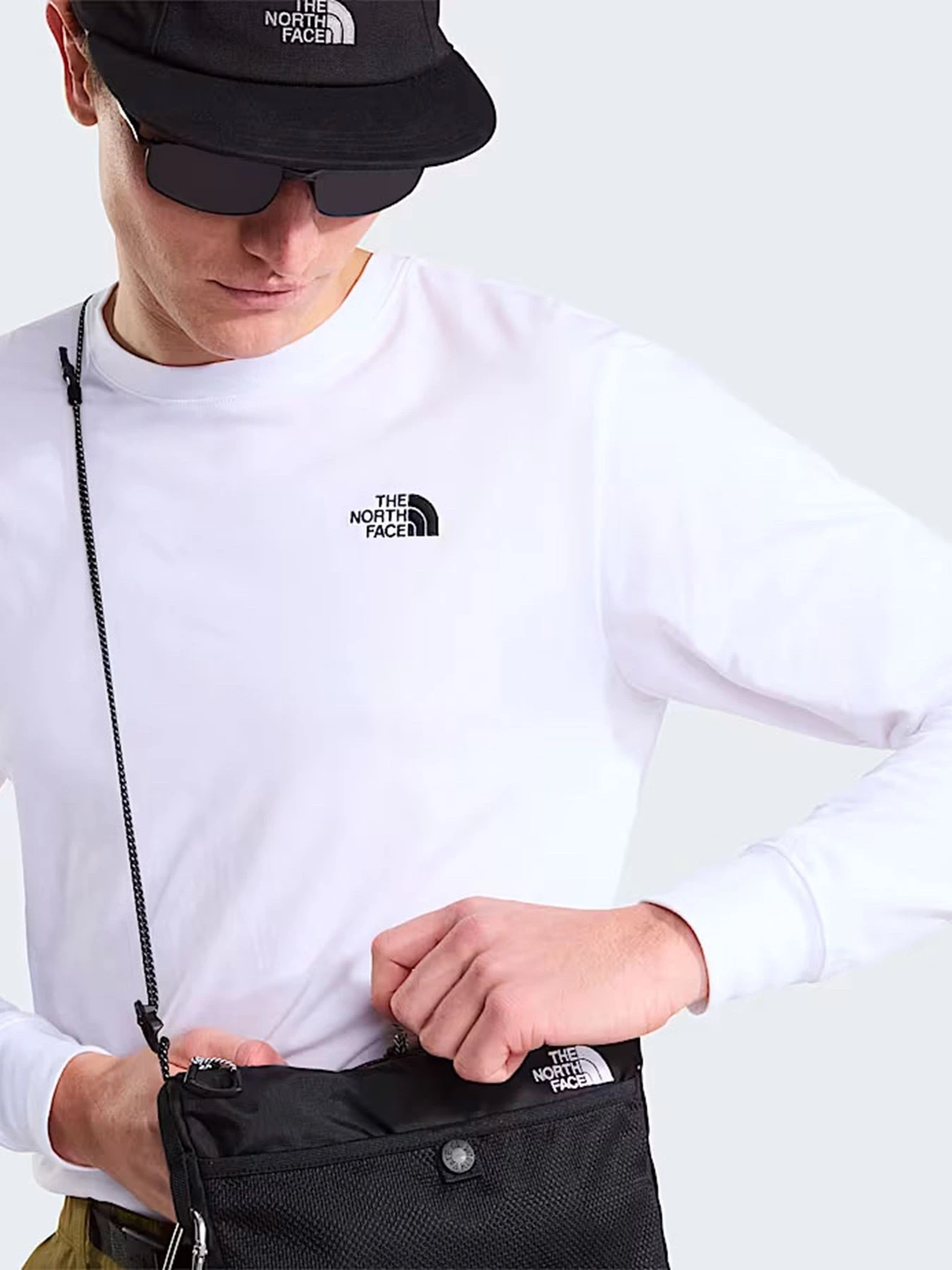 Худи и свитшоты The North Face M EVOLUTION SIMPLE DOME REGULA модель NF0A8EU3FN41 Фото