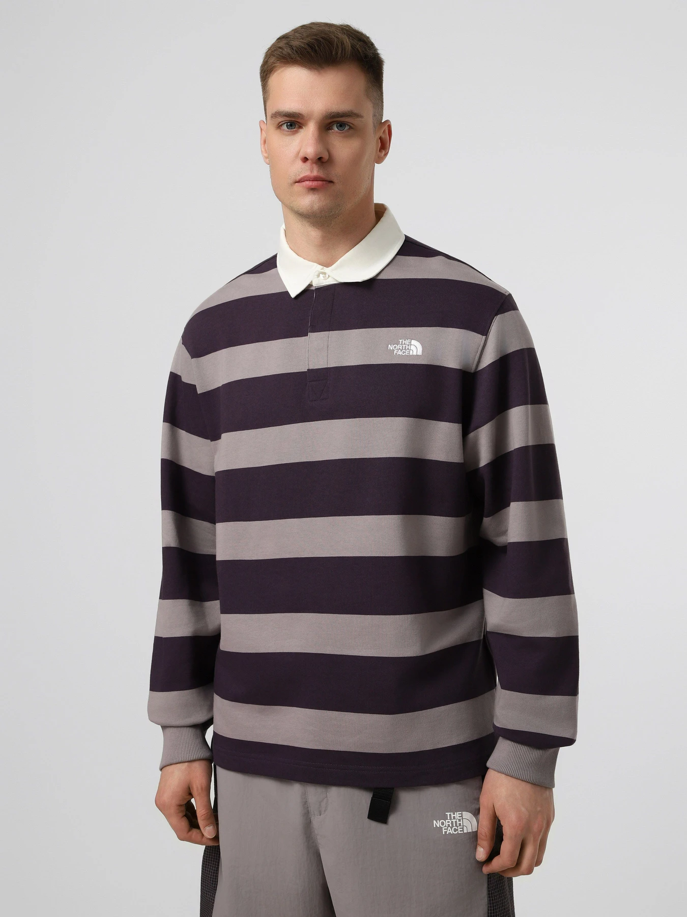 Футболки і поло The North Face U RUGBY POLO SWEATSHIRT модель NF0A8GAWJZU1 Футболки і поло The North Face U RUGBY POLO SWEATSHIRT модель NF0A8GAWJZU1 Фото