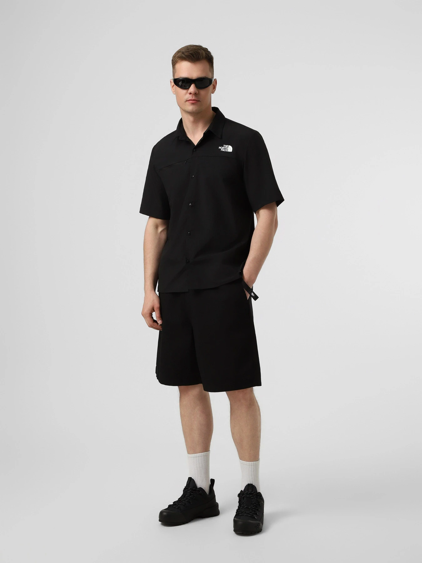 Рубашки The North Face M PACKABLE SHORT SLEEVE SHIRT модель NF0A8FTQJK31 Фото