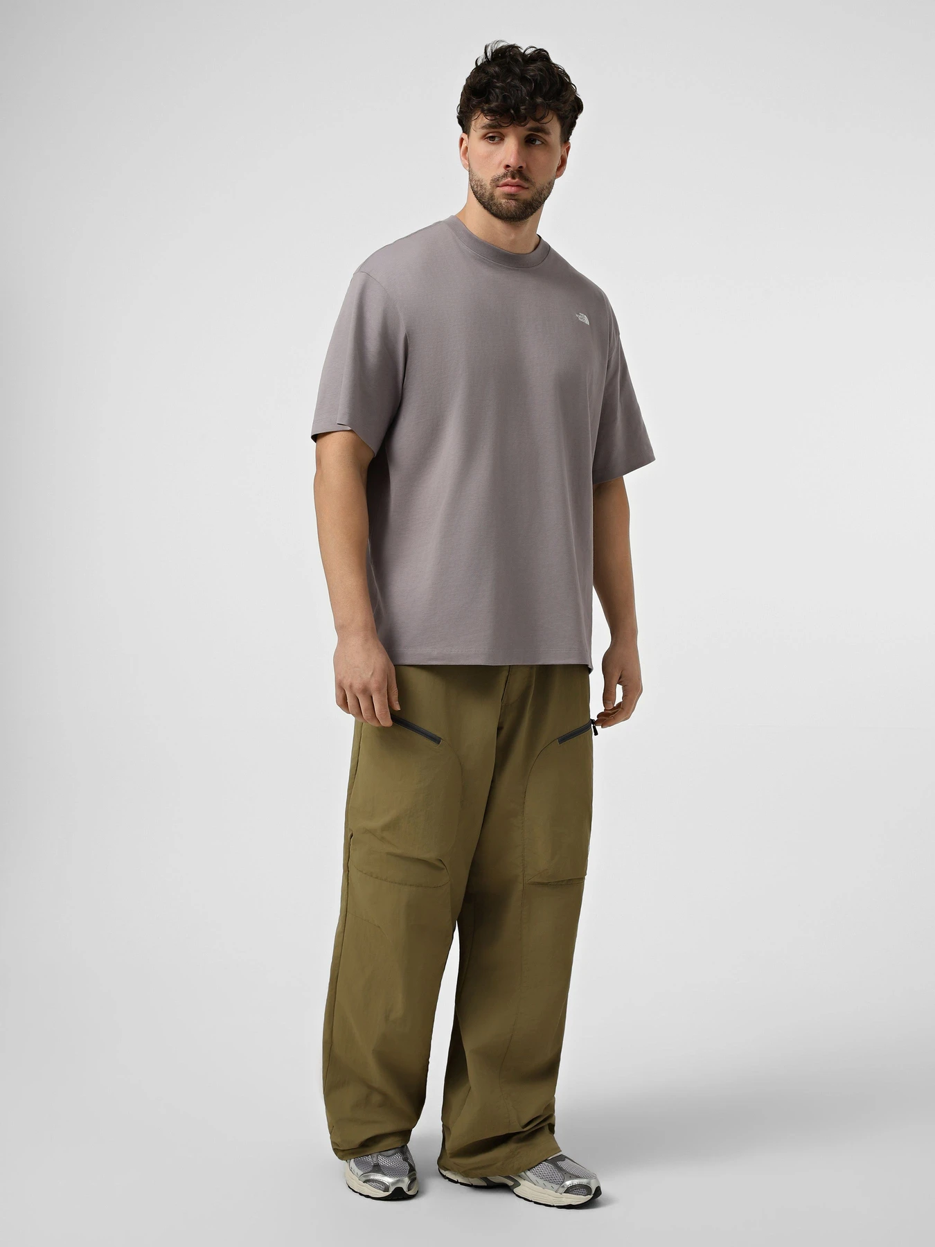 Футболки и поло The North Face M TNF ESSENTIAL SIMPLE DOME OS модель NF0A8EVWG7O1 Футболки и поло The North Face M TNF ESSENTIAL SIMPLE DOME OS модель NF0A8EVWG7O1 Фото