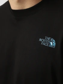 Футболки і поло The North Face M LIQUID BOX NSE OVERSIZE SHOR модель NF0A8G9WJK31 Фото