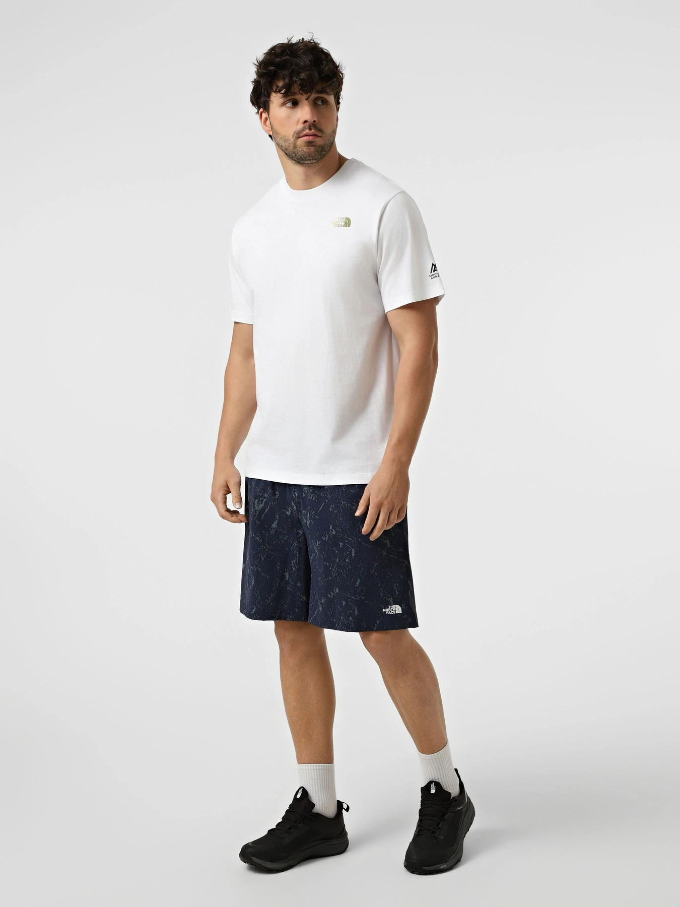 Футболки і поло The North Face M MA GRAPHIC REGULAR SHORT SLE модель NF0A8GA4FN41 Футболки і поло The North Face M MA GRAPHIC REGULAR SHORT SLE модель NF0A8GA4FN41 Фото