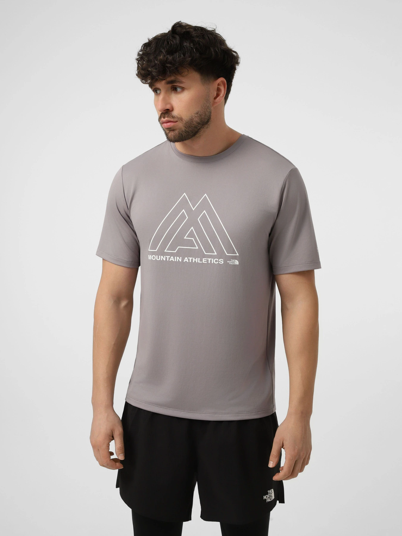 Футболки і поло The North Face M MA 24/7 SHORT SLEEVES TEE модель NF0A893ZG7O1 Футболки і поло The North Face M MA 24/7 SHORT SLEEVES TEE модель NF0A893ZG7O1 Фото