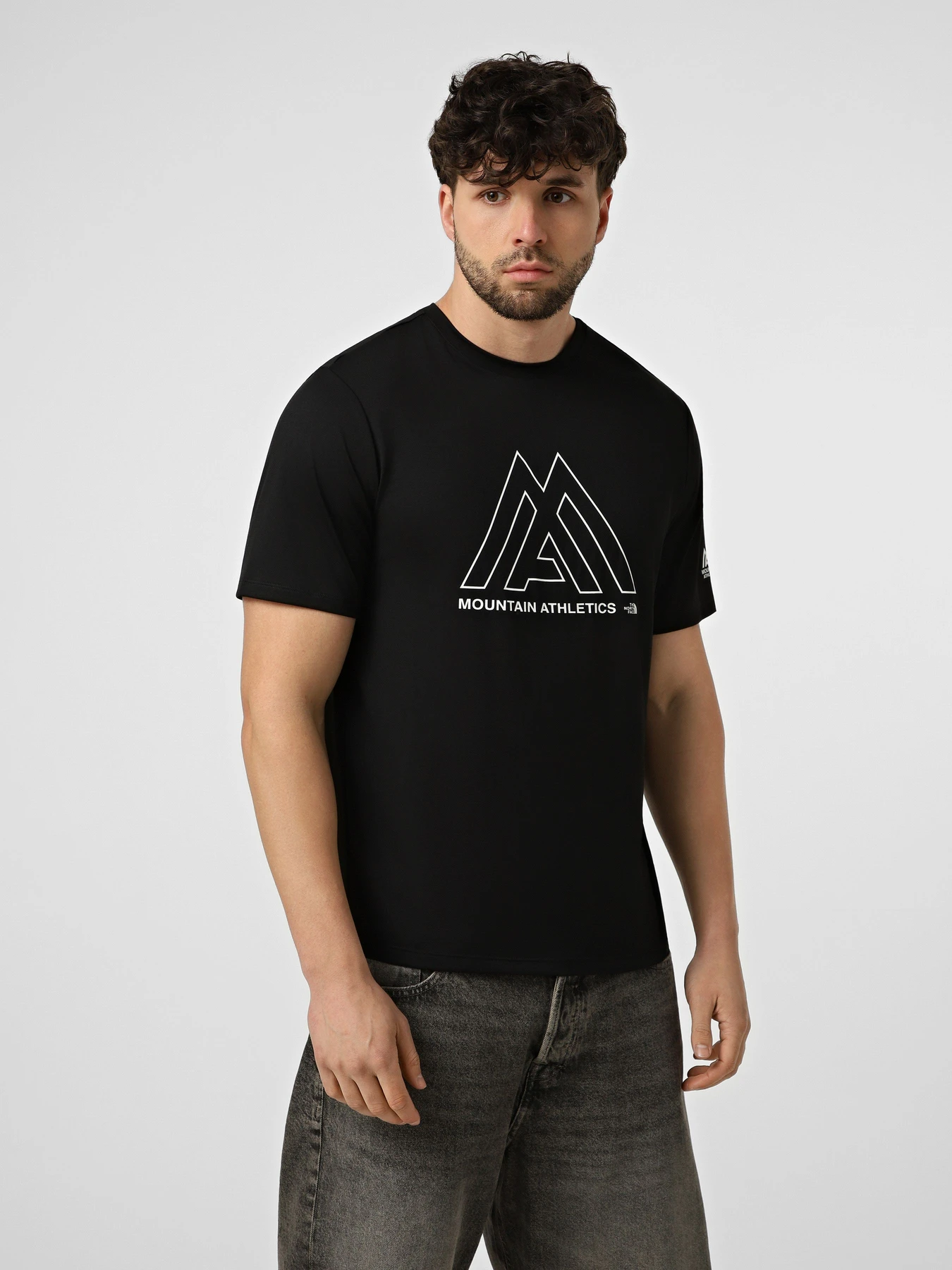 Футболки і поло The North Face M MA 24/7 SHORT SLEEVES TEE модель NF0A893ZJK31 Футболки і поло The North Face M MA 24/7 SHORT SLEEVES TEE модель NF0A893ZJK31 Фото
