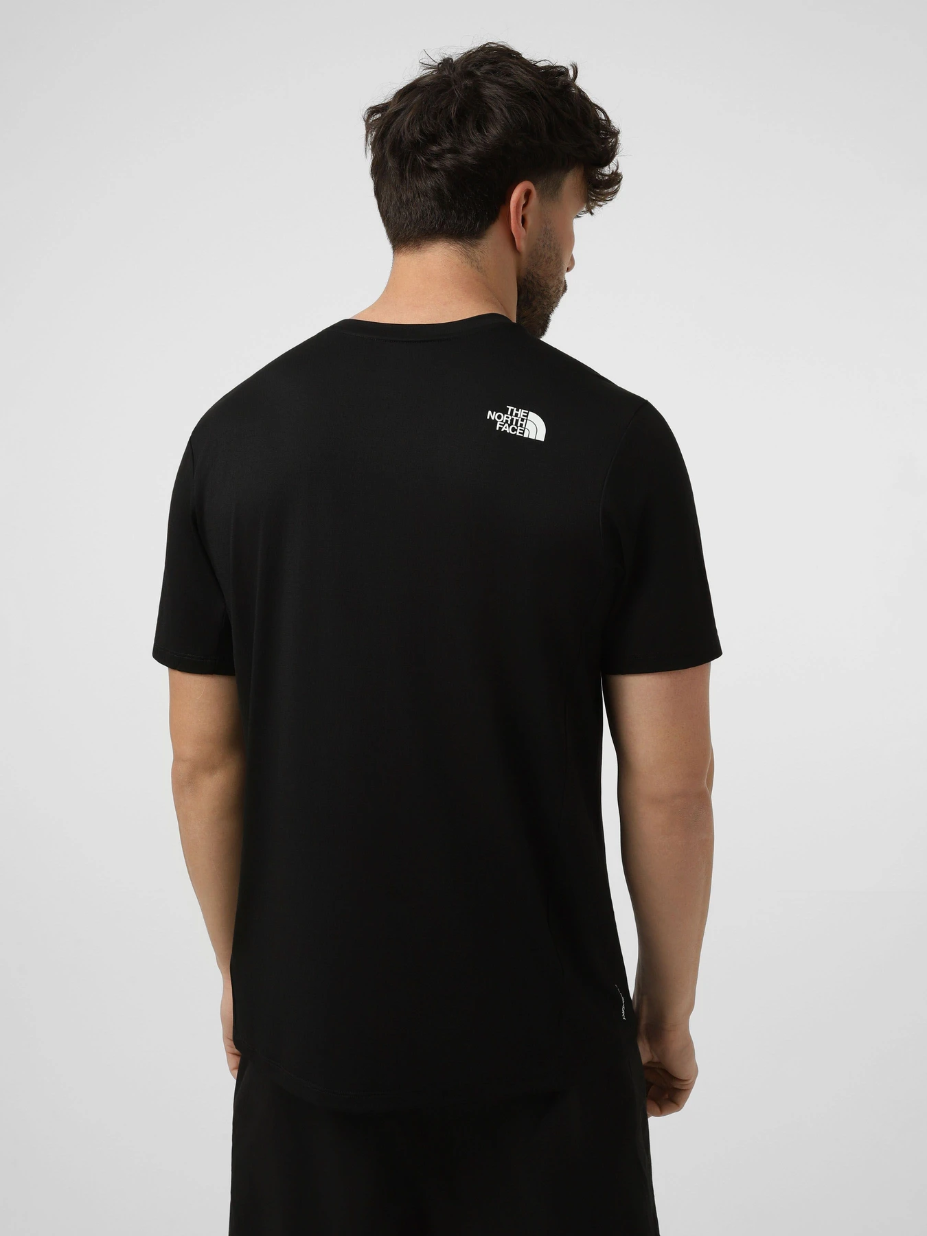 Футболки і поло The North Face M MOUNTAIN ATHLETICS TAPE SHOR модель NF0A8DY9JK31 Футболки і поло The North Face M MOUNTAIN ATHLETICS TAPE SHOR модель NF0A8DY9JK31 Фото