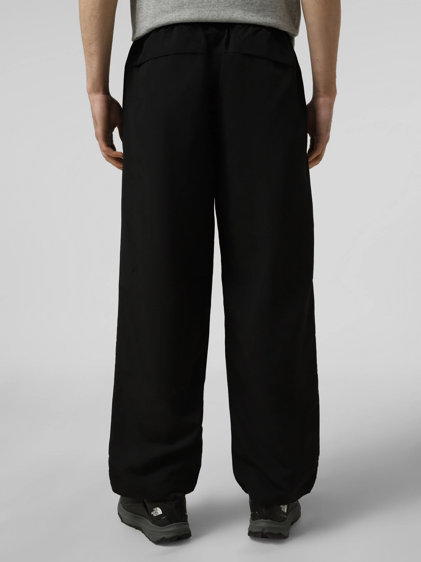 Брюки The North Face M TNF EASY WIND PANT модель NF0A8FBMJK31 Брюки The North Face M TNF EASY WIND PANT модель NF0A8FBMJK31 Фото