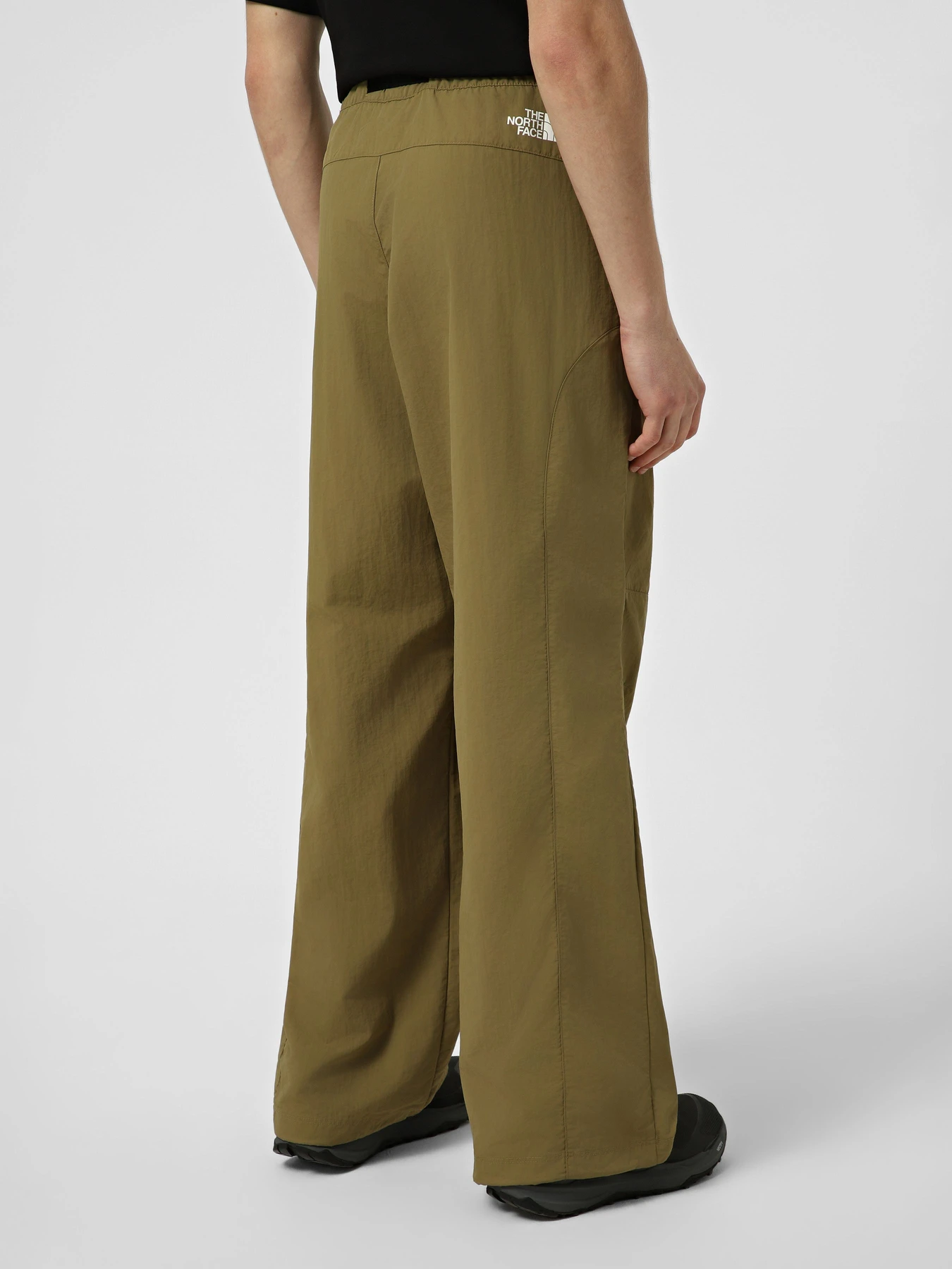 Штани The North Face U NSE BELTED PANT модель NF0A8G952EL1 Штани The North Face U NSE BELTED PANT модель NF0A8G952EL1 Фото