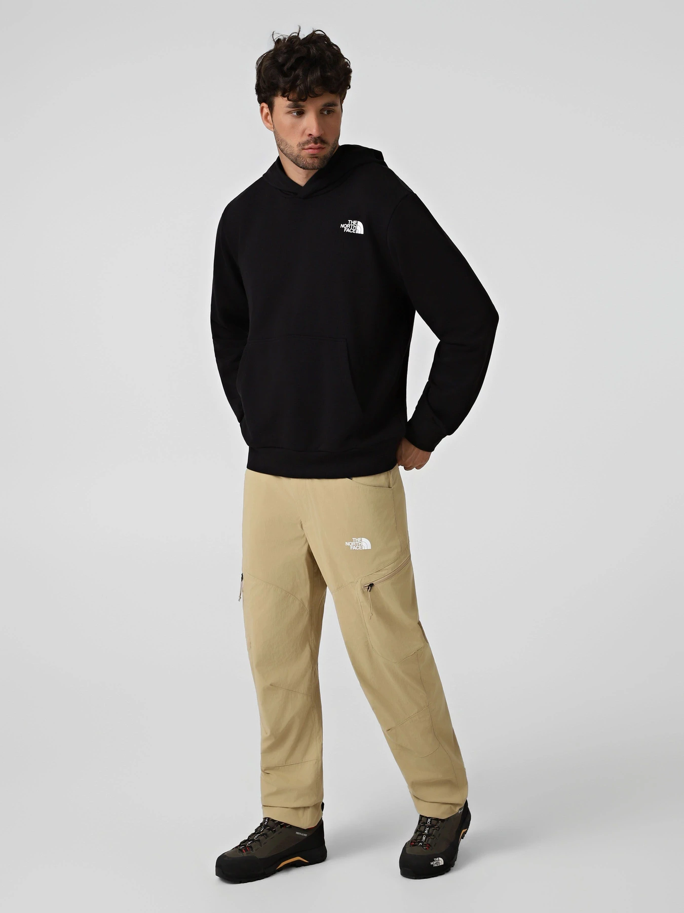 Штани The North Face M EXPLORATION REG TAPERED PANT модель NF0A8EC4LK51 Фото