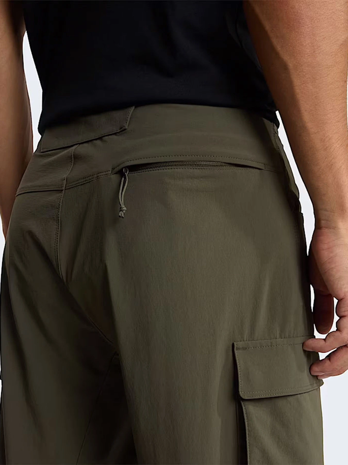 Брюки The North Face M EXPLORATION CARGO PANTS модель NF0A8EC621L1 Брюки The North Face M EXPLORATION CARGO PANTS модель NF0A8EC621L1 Фото