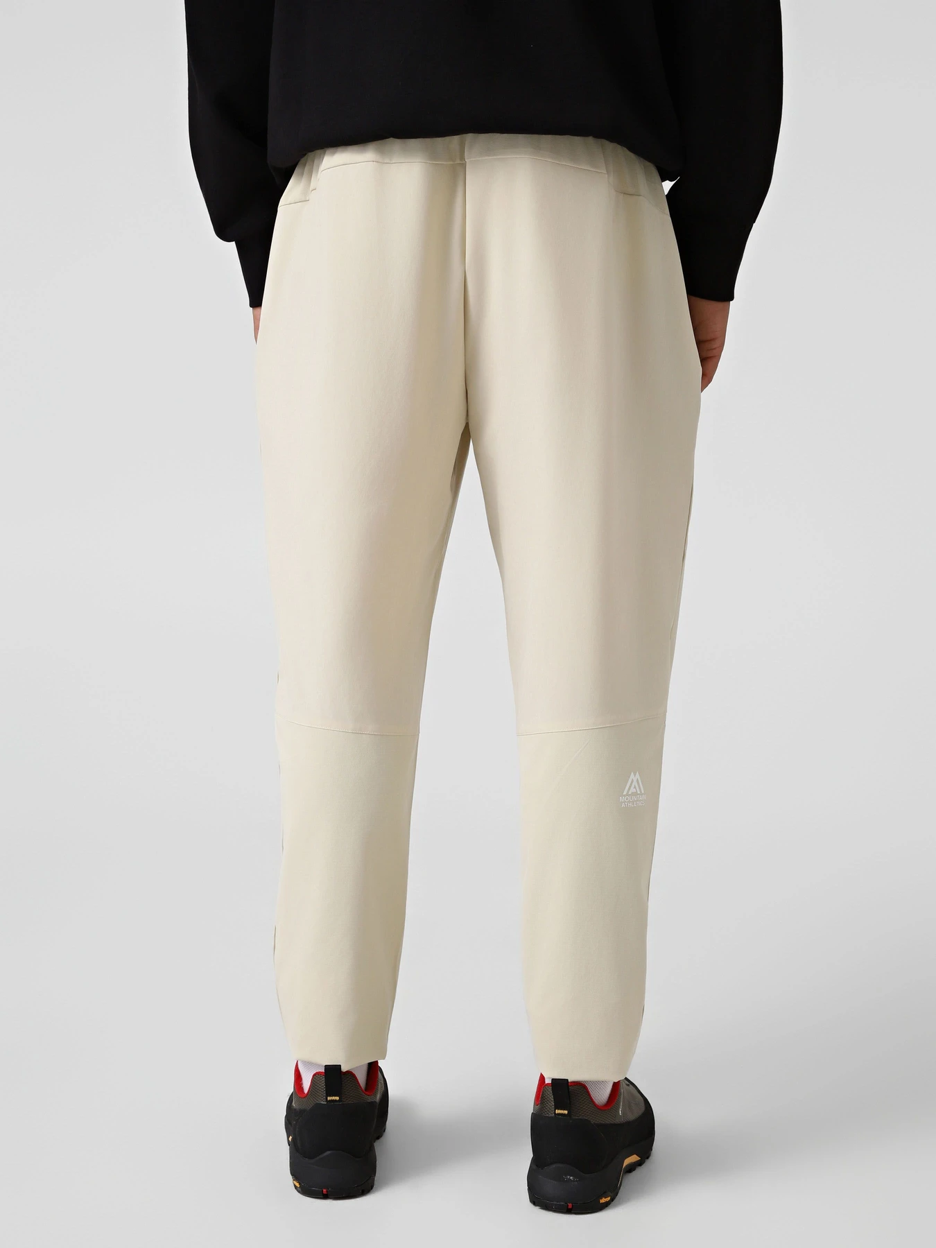 Брюки The North Face M MOUNTAIN ATHLETICS USHBA PAN модель NF0A8G8FDOM1 Фото