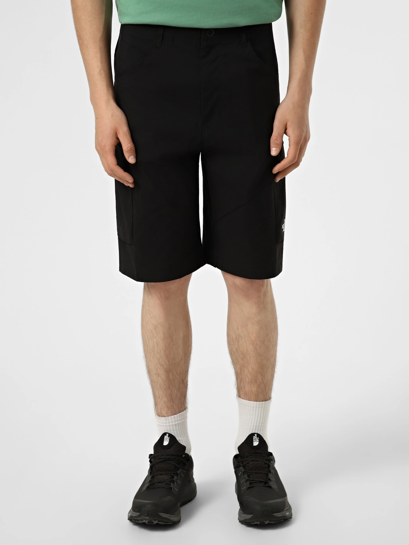 Шорты The North Face M EXPLORATION CARGO SHORTS модель NF0A8EC7JK31 Шорты The North Face M EXPLORATION CARGO SHORTS модель NF0A8EC7JK31 Фото