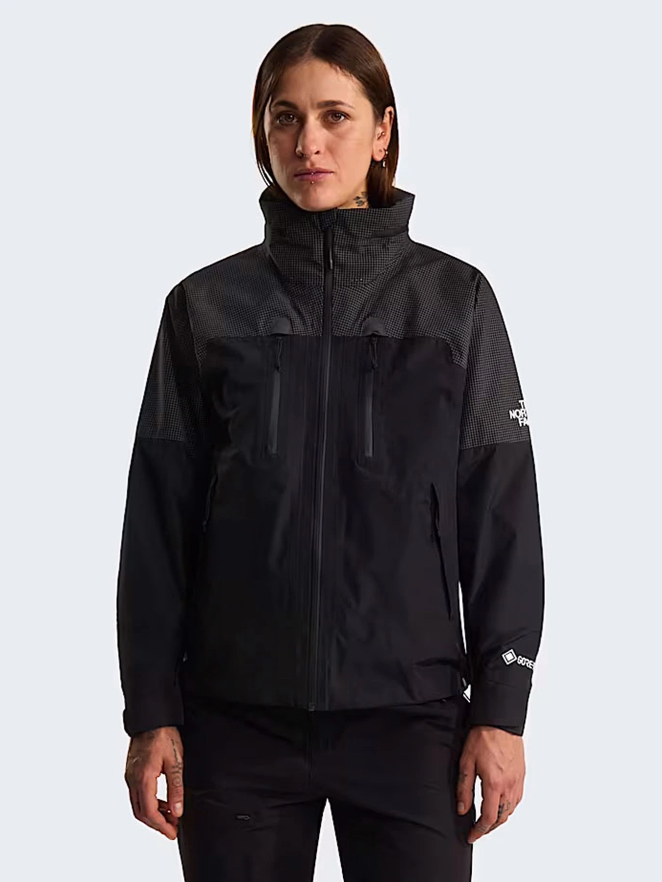 Куртки и дубленки The North Face W HKE DEVILS THUMB GTX JACKET модель NF0A8CGBJK31 Куртки и дубленки The North Face W HKE DEVILS THUMB GTX JACKET модель NF0A8CGBJK31 Фото